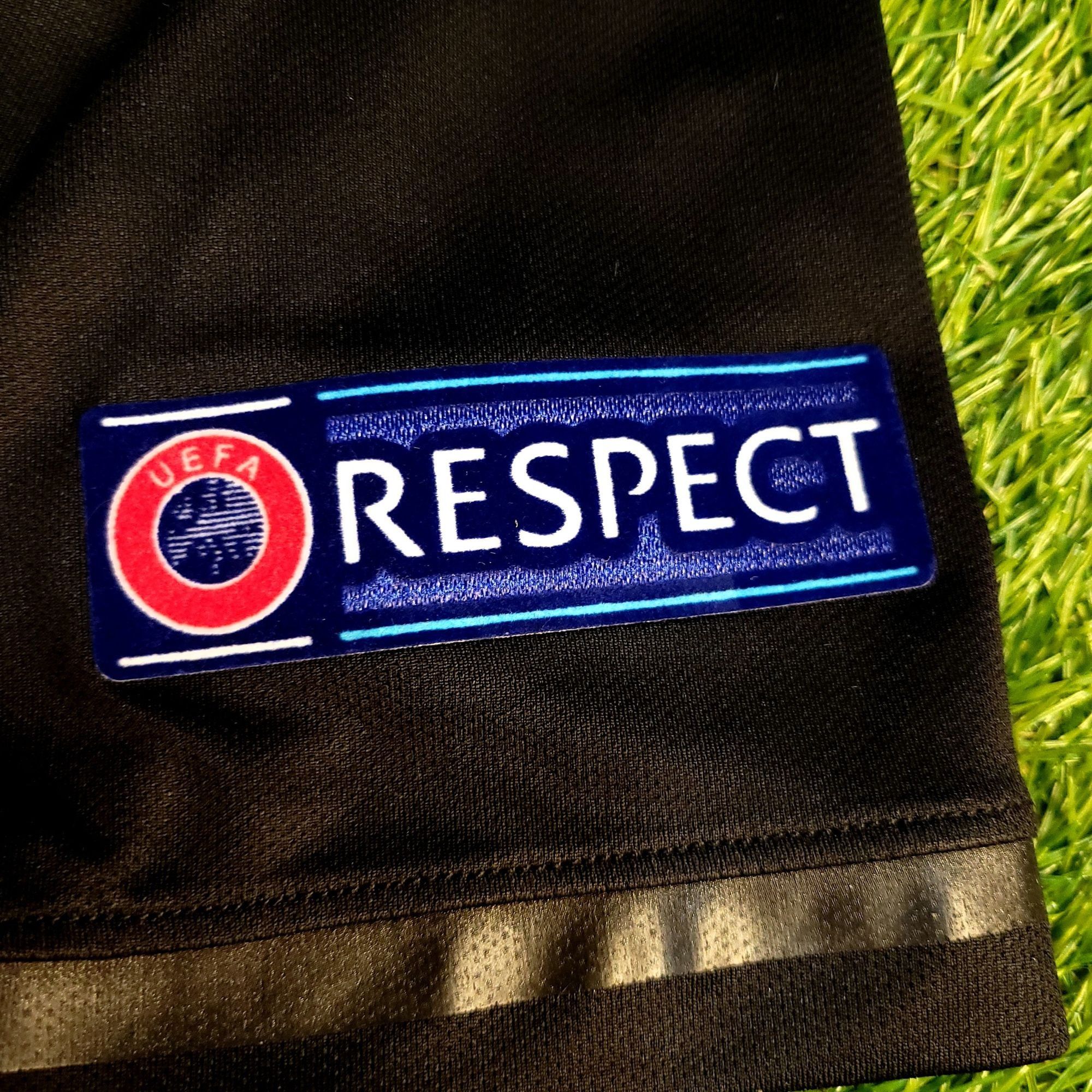 Nike Ibrahimovic PSG 2015 2016 Third Soccer Jersey XL Size US XL / EU 56 / 4 - 6 Thumbnail
