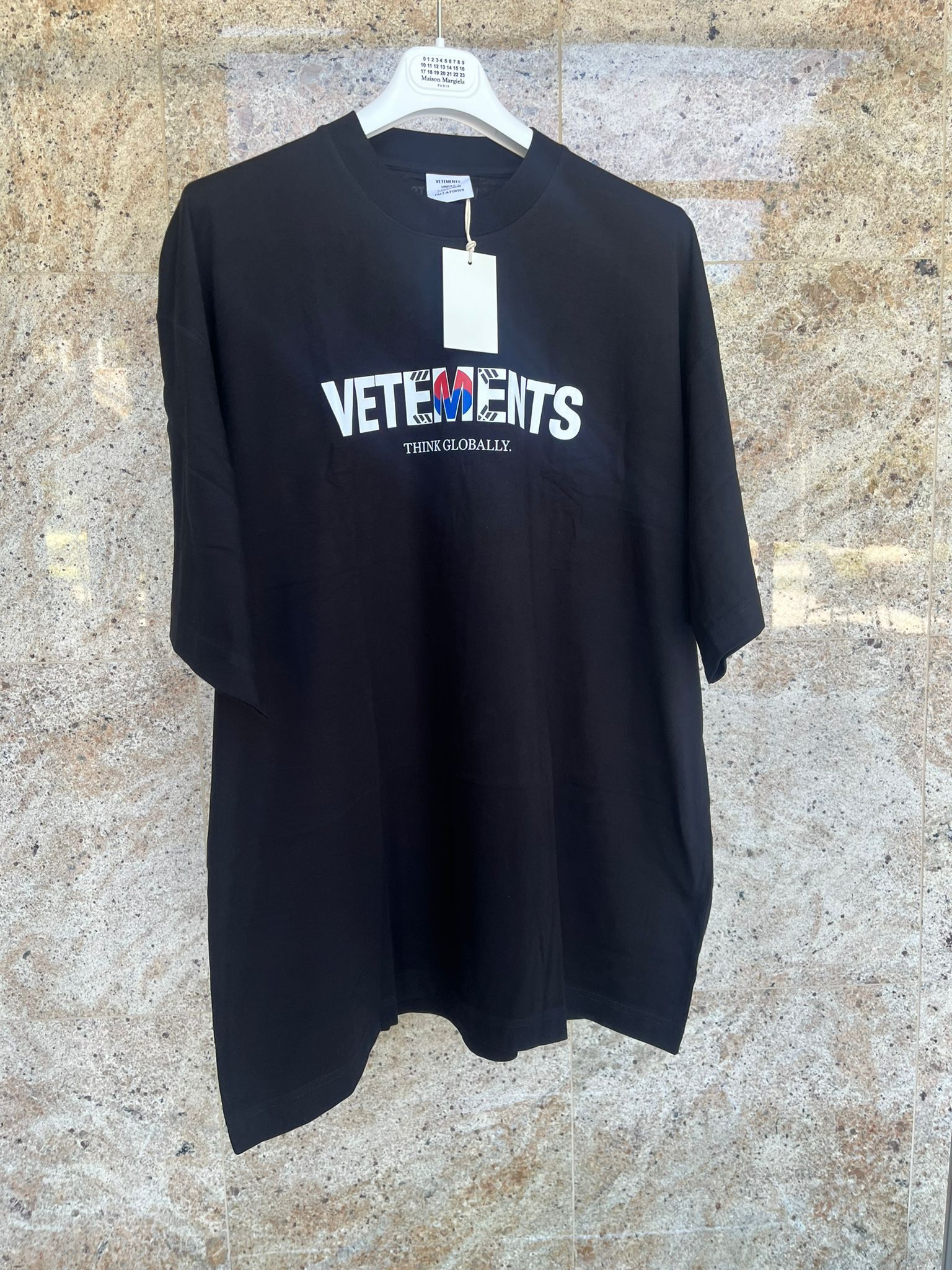 Vetements Dollar Long Sleeve Logo T-Shirt LS in Black Size US XL / EU 56 / 4 - 2 Thumbnail