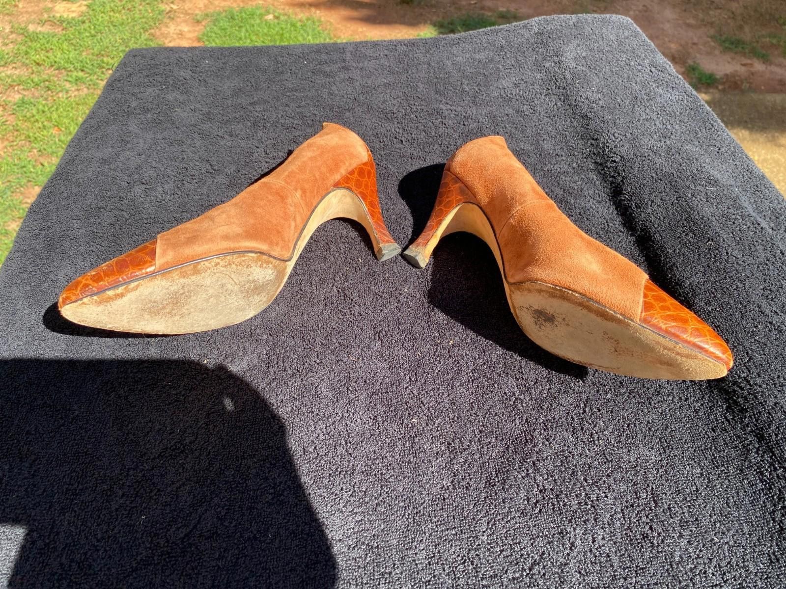 Nordstrom VINTAGE Nordstrom 70s heels size 9.5B (#S1001) Size US 9.5 / IT 39.5 - 2 Thumbnail