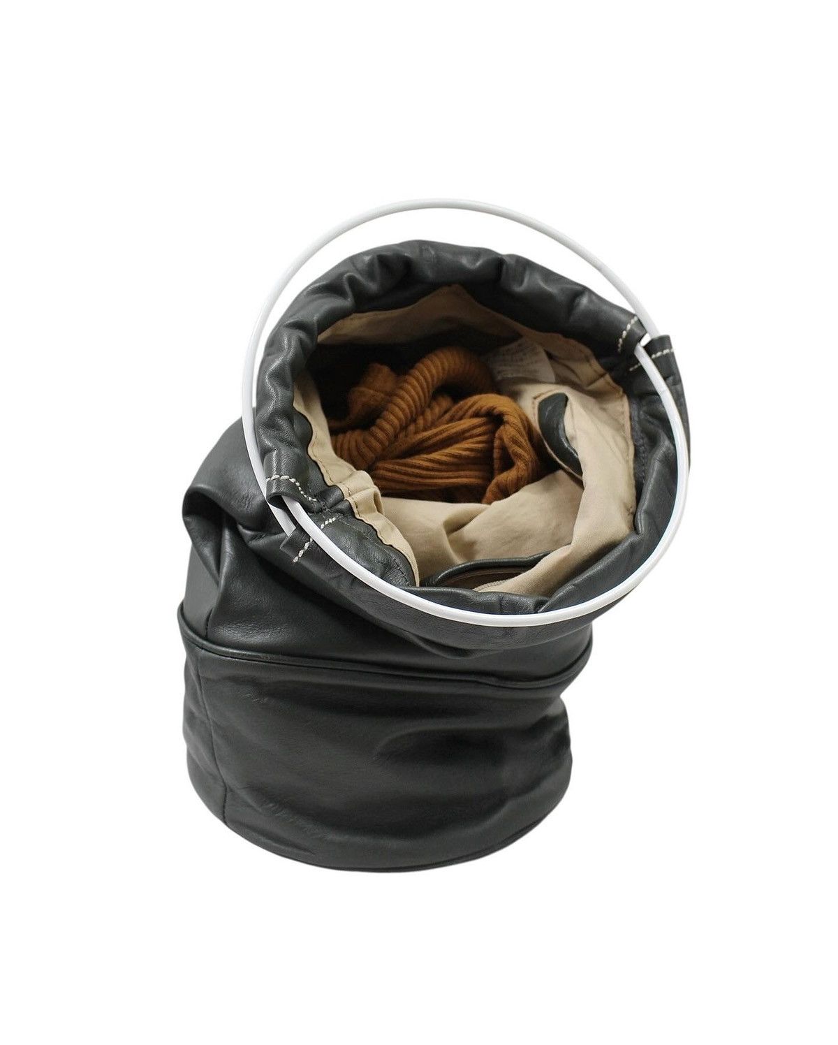 Yohji Yamamoto 2000S Y'SACCS CYLINDRICAL LEATHER BUCKET BAG Size ONE SIZE - 7 Thumbnail