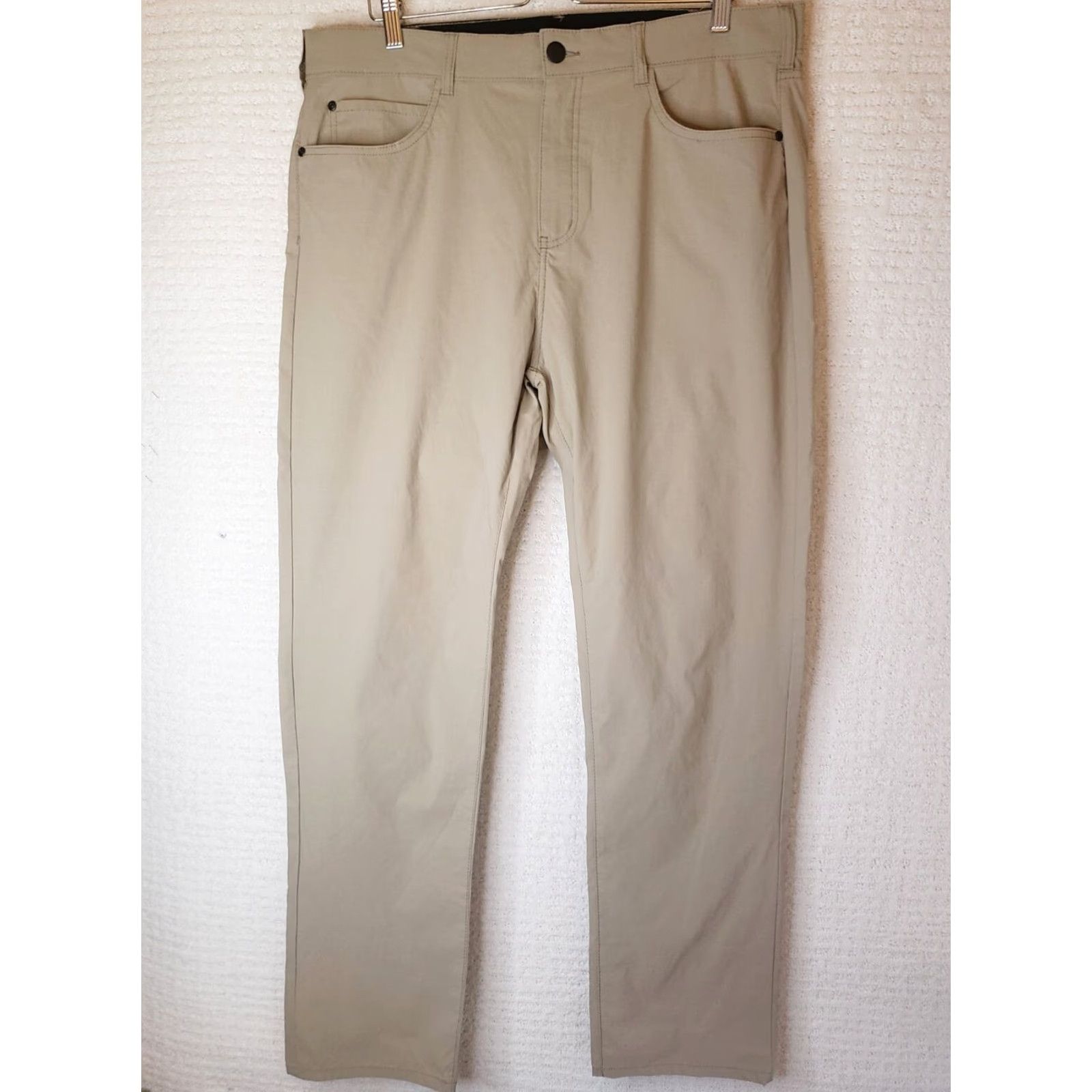 Vintage Denali Pants Mens 36x32 Khaki Nylon Stretchy Lightweight Outdoor Hiking Windbreaker 5-Pocket Beige Regular Mens Size US 36 / EU 52 - 2 Thumbnail