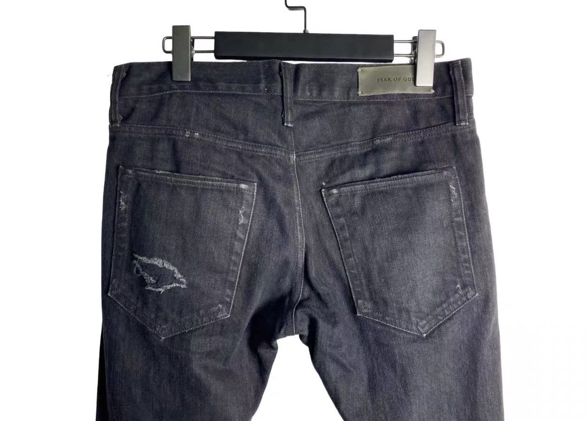 Fear of God Fear Of God 4th SSENSE Exclusive Distressed Denim Jeans J31 Size US 29 - 5 Thumbnail
