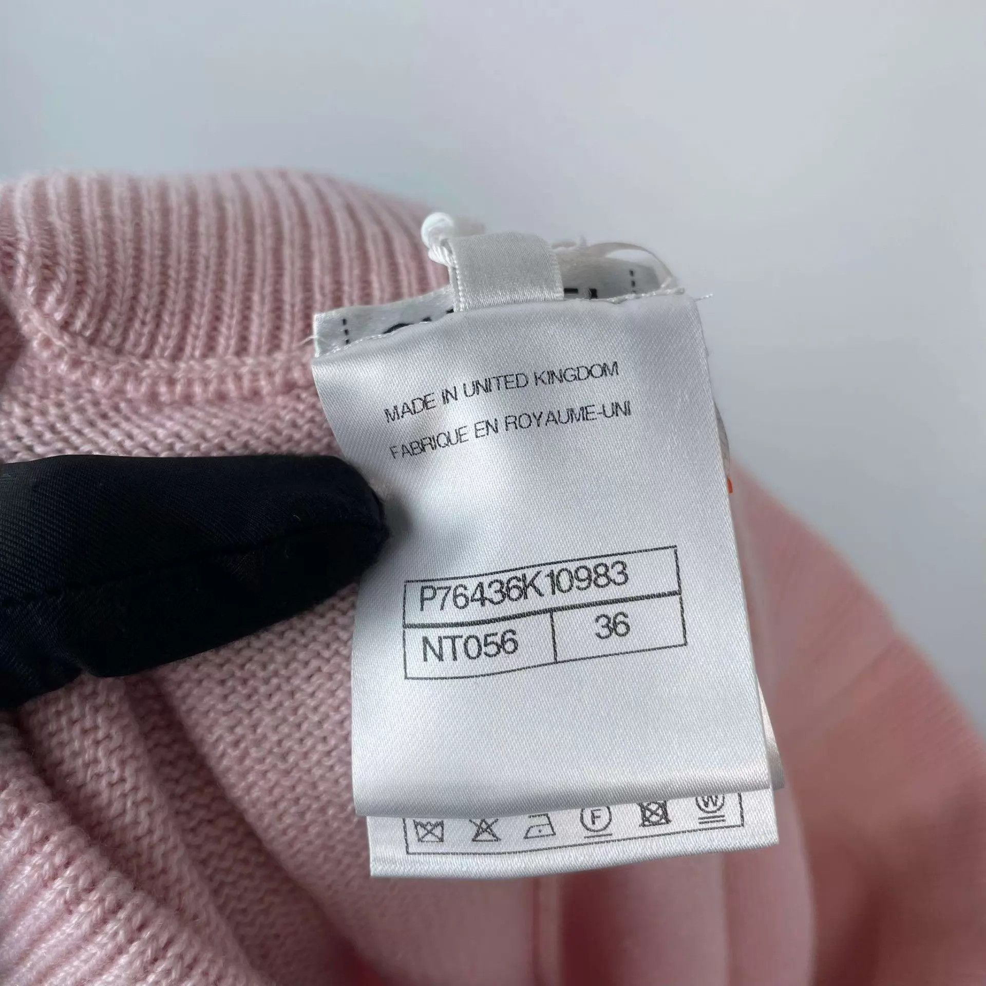 Chanel Chanel pink size 36 new with extra string shorts Size 26" / US 2 / IT 38 - 5 Thumbnail