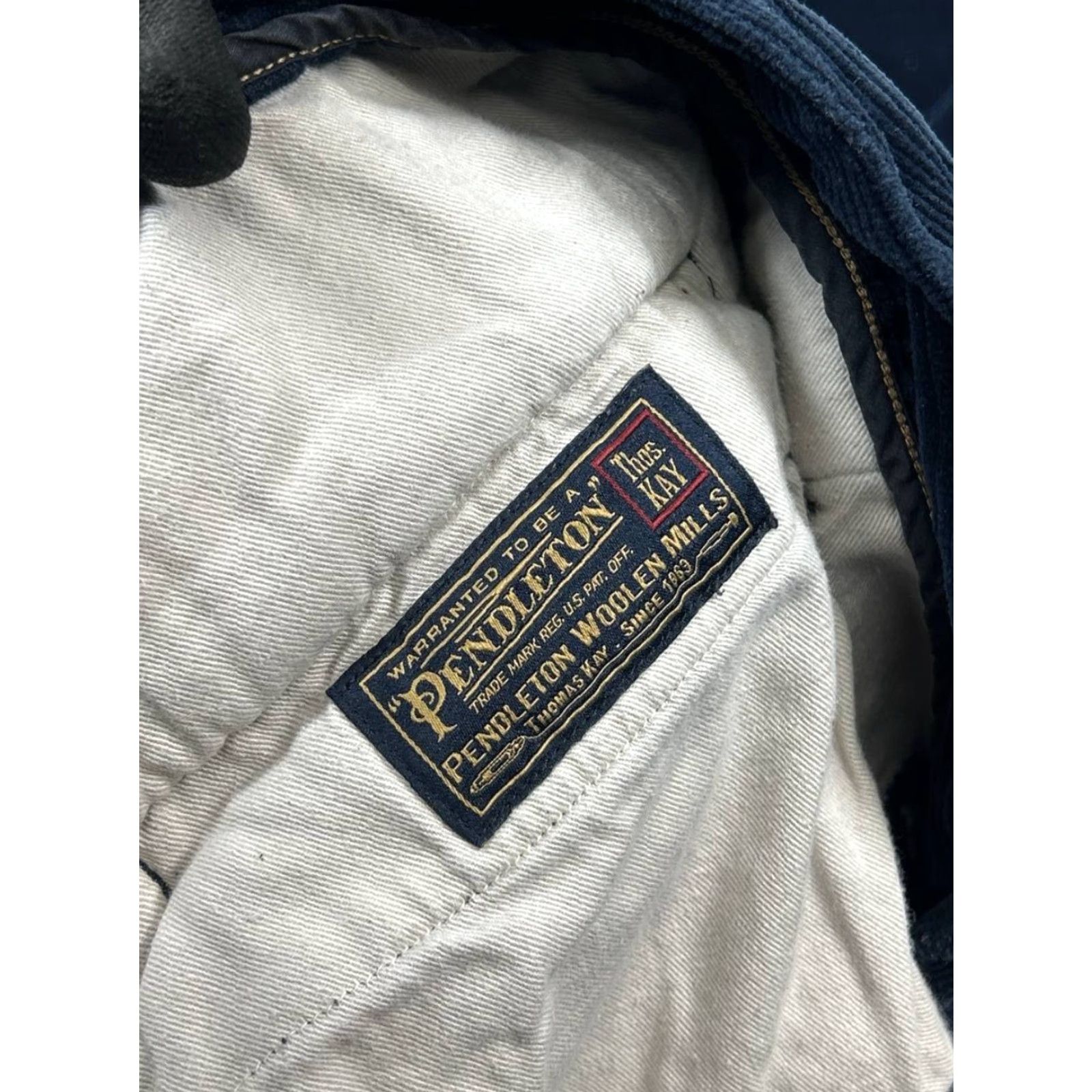 Pendleton VINTAGE Pendleton Pants Mens 38 Navy Blue Cotton Corduroy Straight Leg 38x32 Navy Corduroy Dress Pants Mens 38x32 Size US 38 / EU 54 - 7 Thumbnail