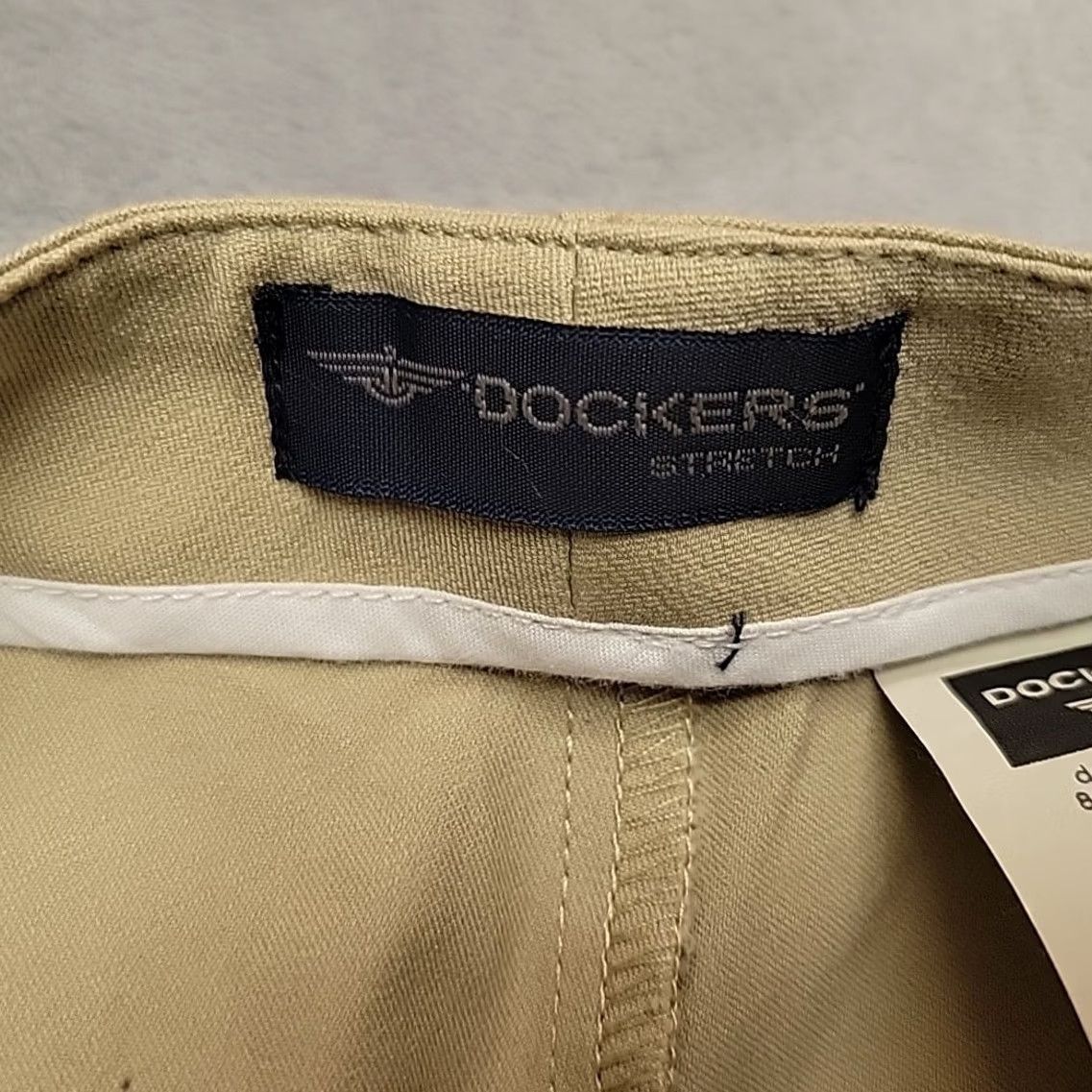 Dockers VINTAGE Dockers Pants Womens 16P Beige Flat Front Straight Leg Casual Stretch Chino Pockets Zip Cotton Blend 16P Womens Boys? Size 38" / US 16 / IT 52 - 5 Thumbnail
