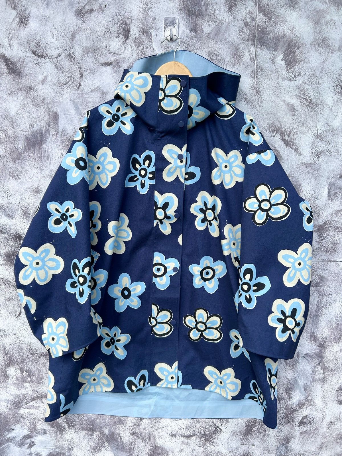 Marni × Uniqlo Marni X Uniqlo blocktech oversized half coat Size XXL / US 16-18 / IT 52-54 - 2 Thumbnail