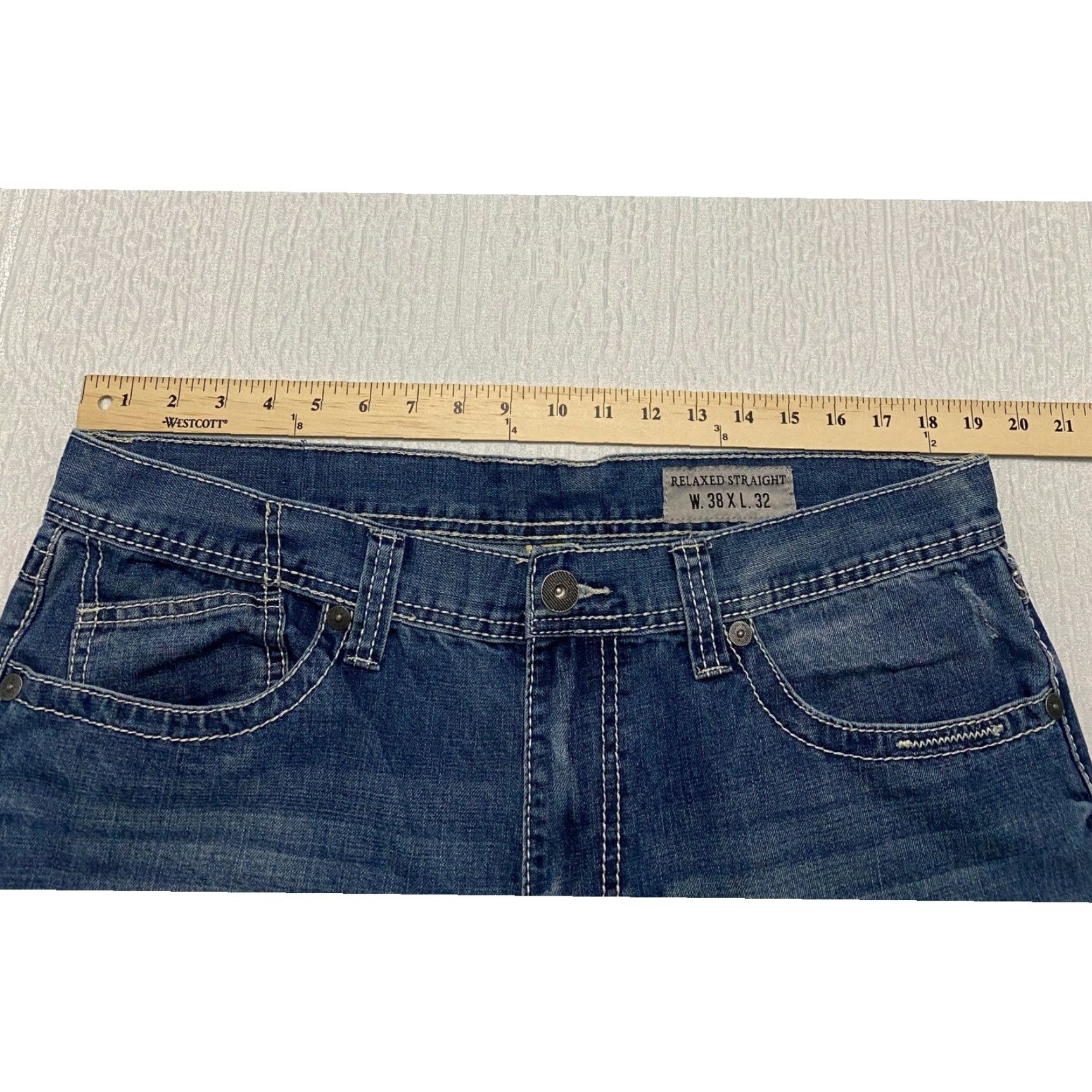 Faded Glory Faded Glory Jeans Mens Size 38x32 Relaxed Straight Leg Blue Denim Whiskers Size US 38 / EU 54 - 7 Thumbnail