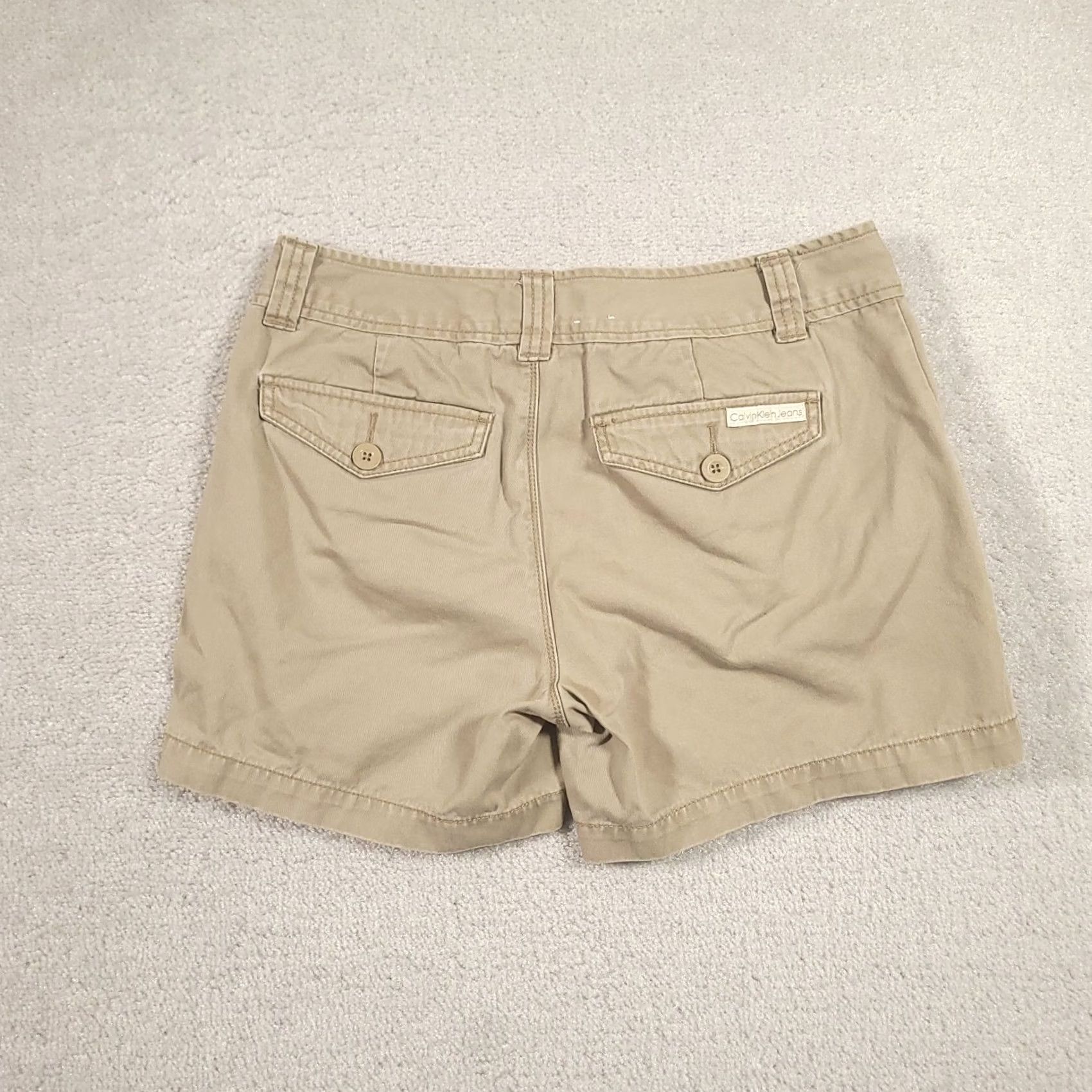 Calvin Klein Calvin Klein Jeans Women's Casual Chino Shorts Flat Front Khaki Size 8 Size 30" / US 8 / IT 44 - 7 Thumbnail