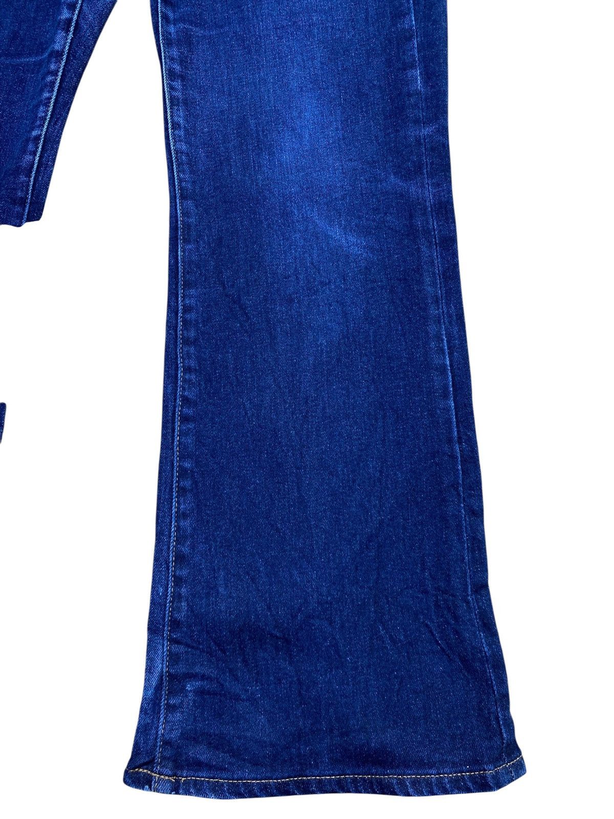Uniqlo Uniqlo Brand Blue Wash Flare Style Jeans Size US 30 / EU 46 - 7 Thumbnail