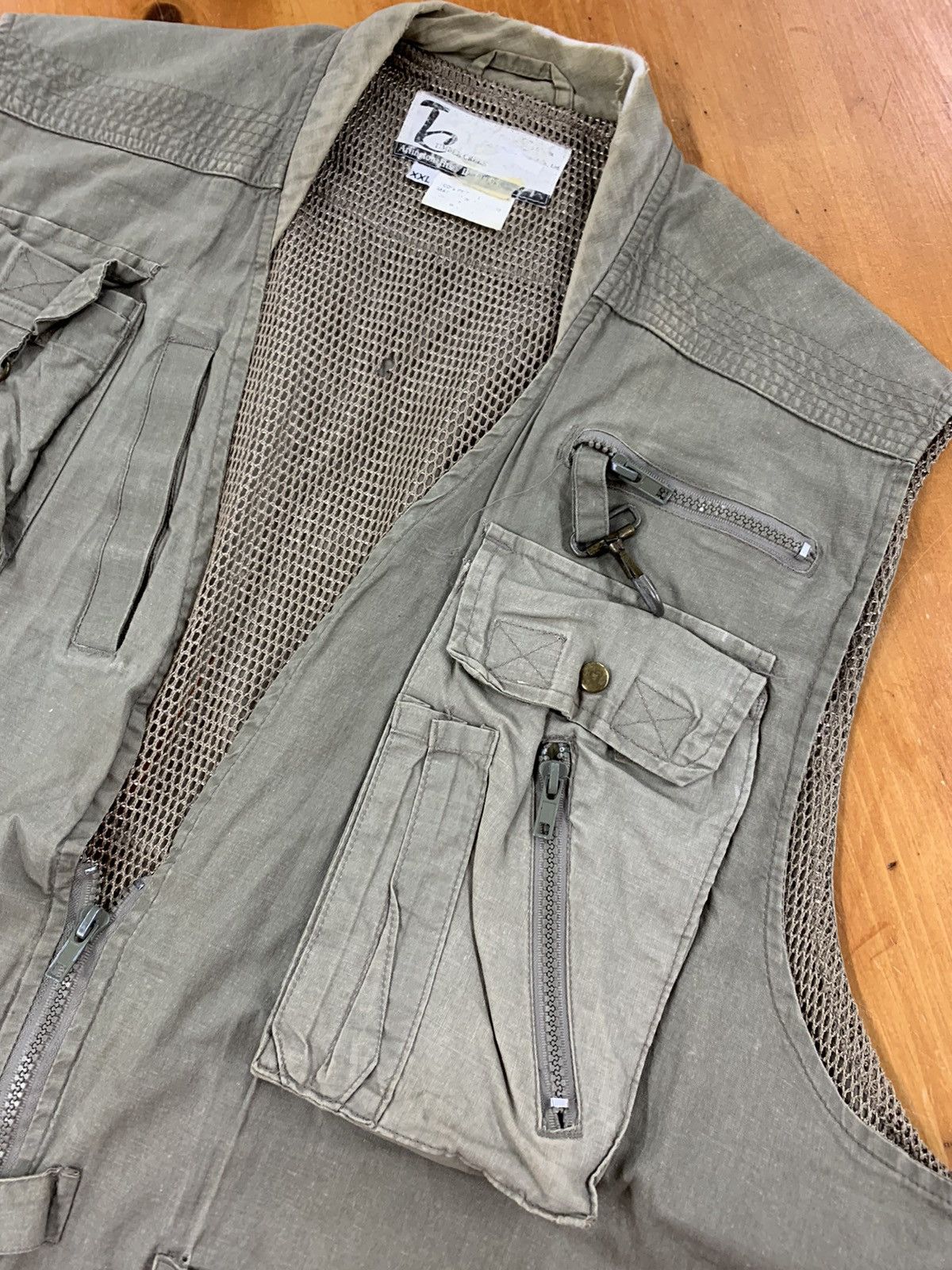 Vintage Vintage Tan Hunting/Fishing Tacitcal Mesh Vest Size US XXL / EU 58 / 5 - 2 Thumbnail