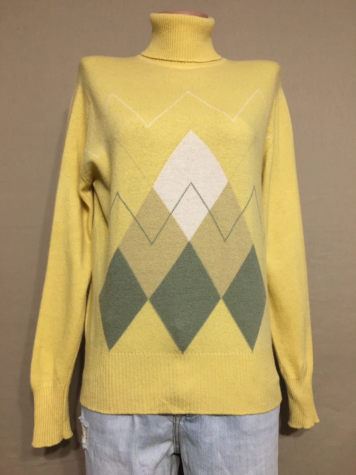 Vintage Pringle of Scotland Cashmere Sweater Turtleneck EU38
