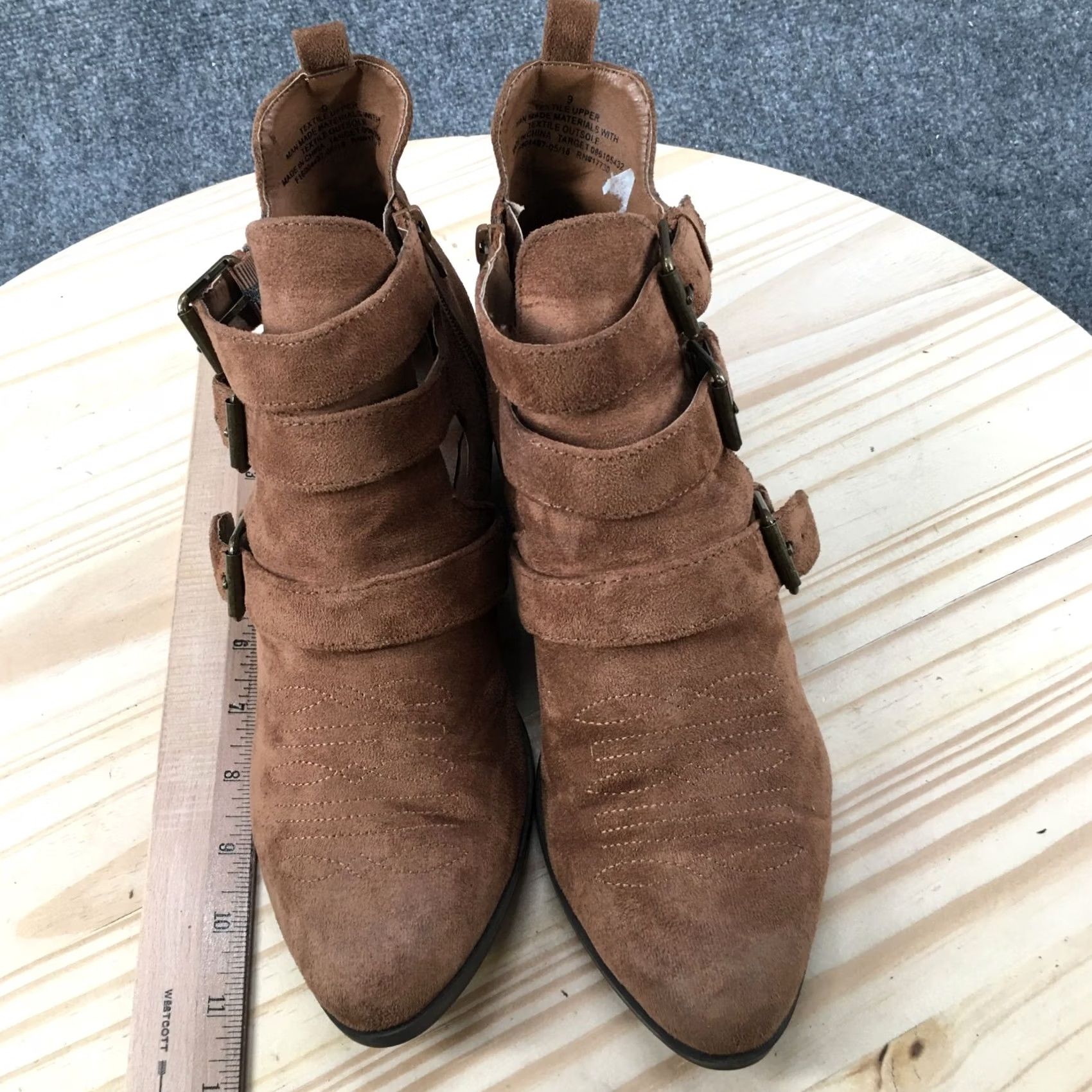 Vintage Universal Thread Boots Womens 9 Ankle Bootie Brown Suede Side Zip Triple Buckle Boots Size US 9 / IT 39 - 7 Thumbnail