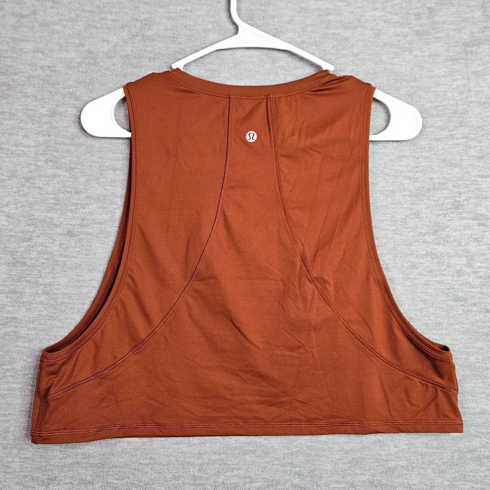 Lululemon Lululemon Tank Top Cropped Love Brown 6 Sleeveless Yoga Regular Size 6 Women's Solid Pattern Vintage No Size M / US 6-8 / IT 42-44 - 2 Thumbnail