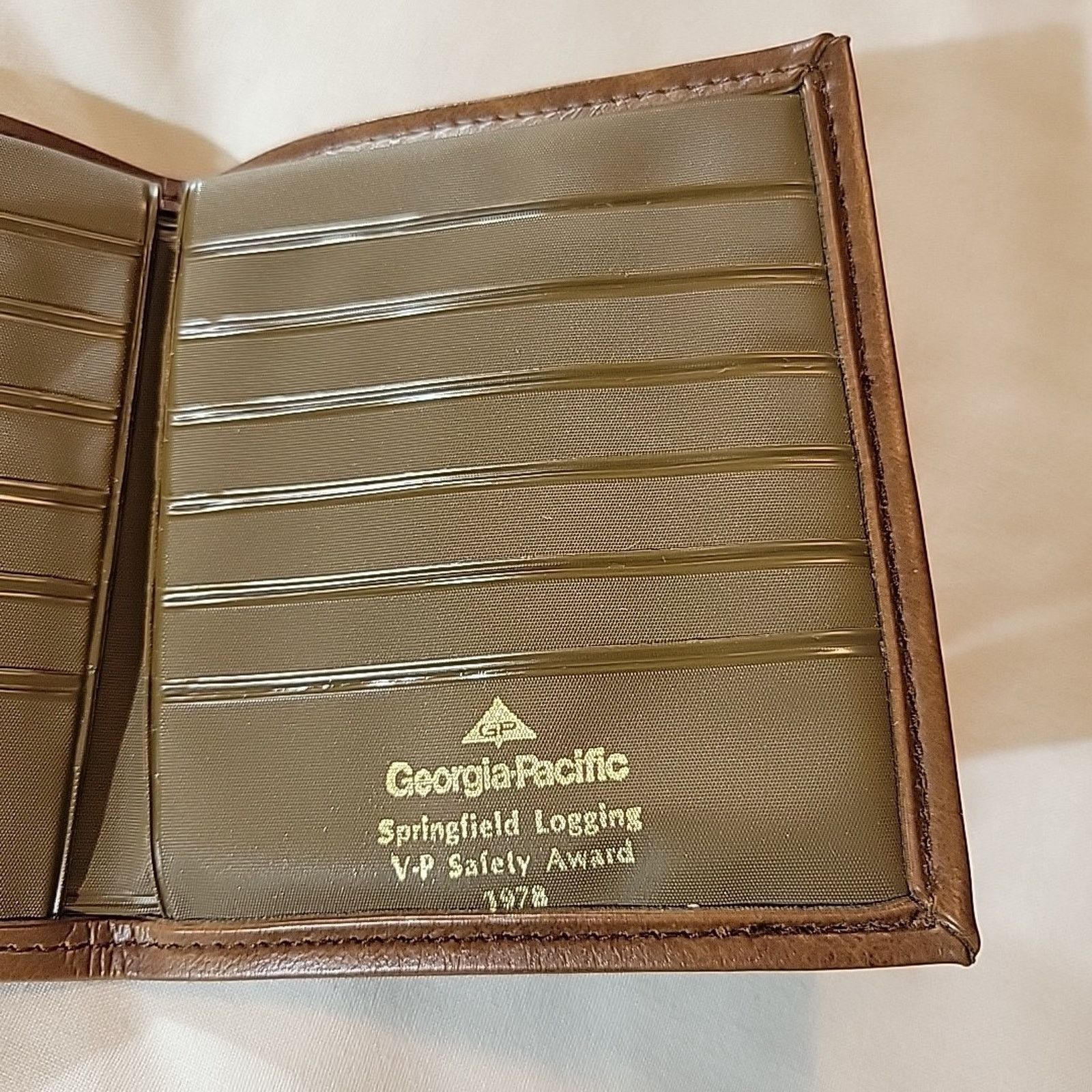 Other 1978 Georgia Pacific Wallet Springfield Logging Safety Award Size ONE SIZE - 7 Thumbnail