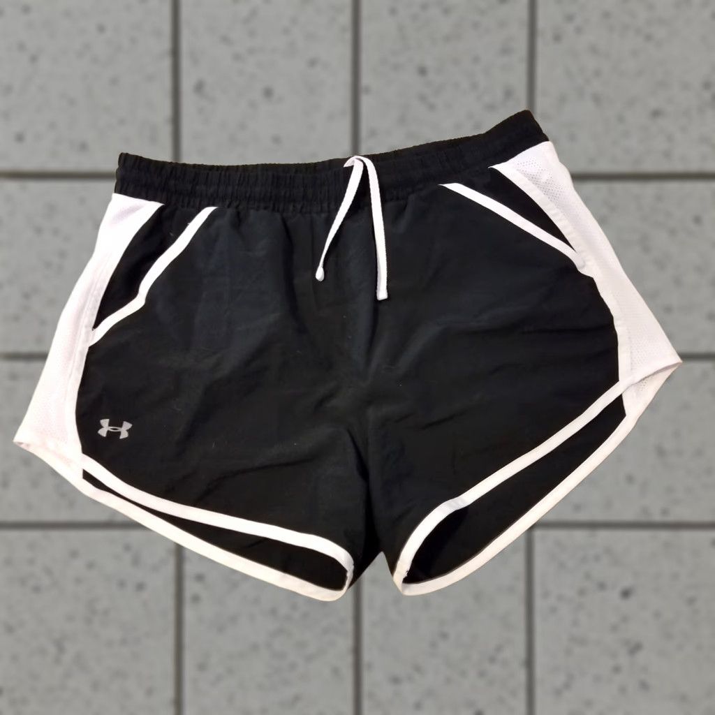 Under Armour Womens Under Armour Shorts M Medium Black Athletic Gym Workout Size 32" / US 10 / IT 46 - 1 Thumbnail