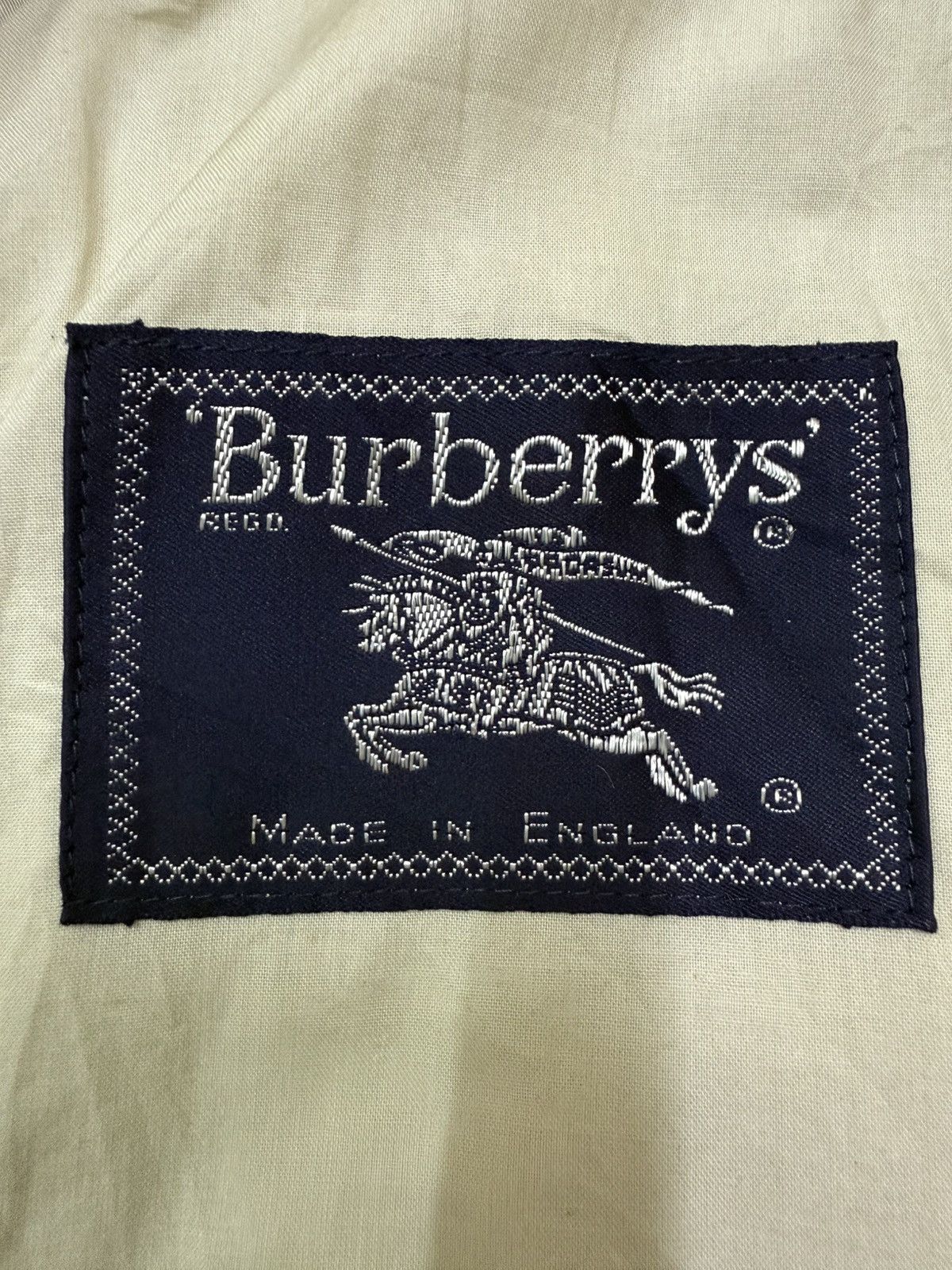 Burberry VINTAGE 90s BURBERRYS’ MADE IN ENGLAND TRECNHE COAT JACKET Size US M / EU 48-50 / 2 - 9 Thumbnail