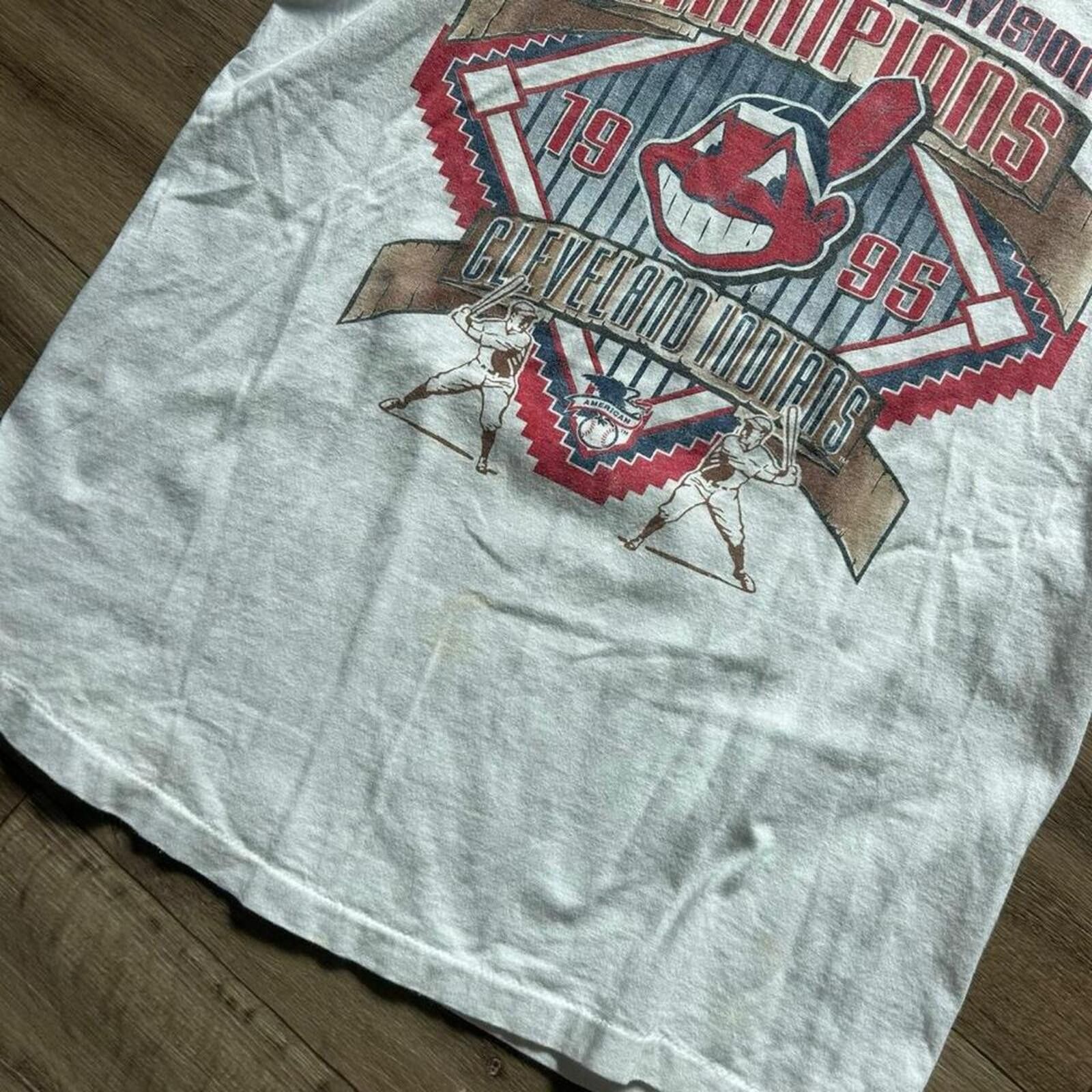 MLB Vintage 1995 Cleveland Indians Champions t shirt size M Size US M / EU 48-50 / 2 - 7 Thumbnail