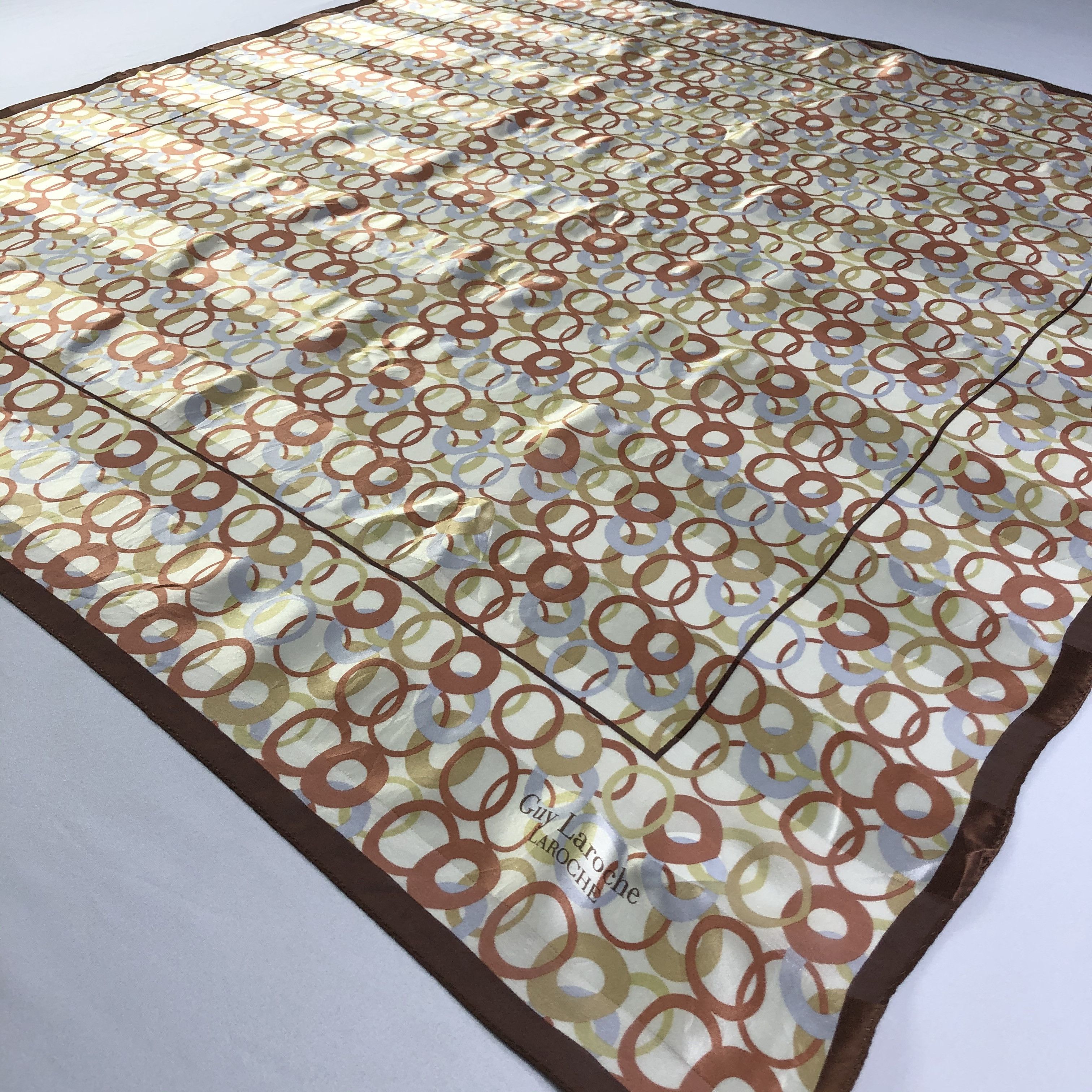 Guy Laroche × Vintage Vintage Guy Laroche Silk Scarf Size ONE SIZE - 4 Thumbnail