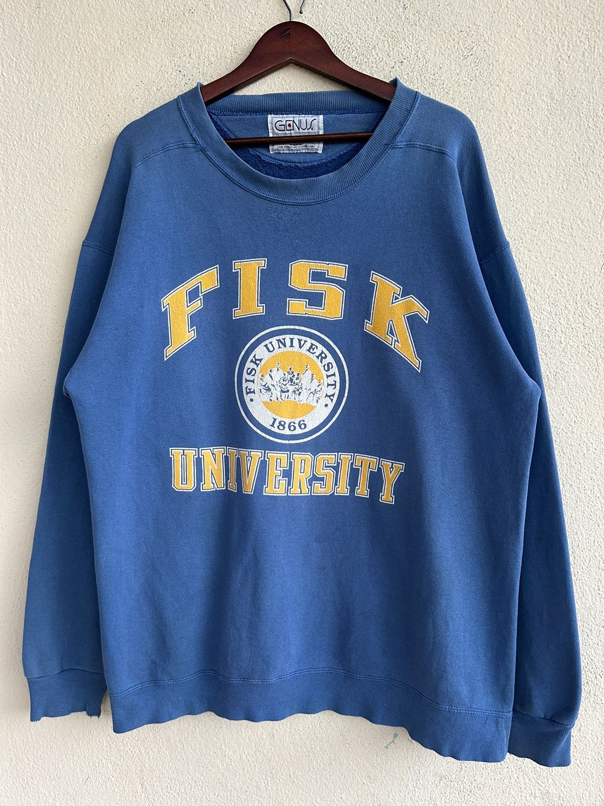 Other Vintage Fisk University Distressed Sweatshirt Size US L / EU 52-54 / 3 - 1 Thumbnail
