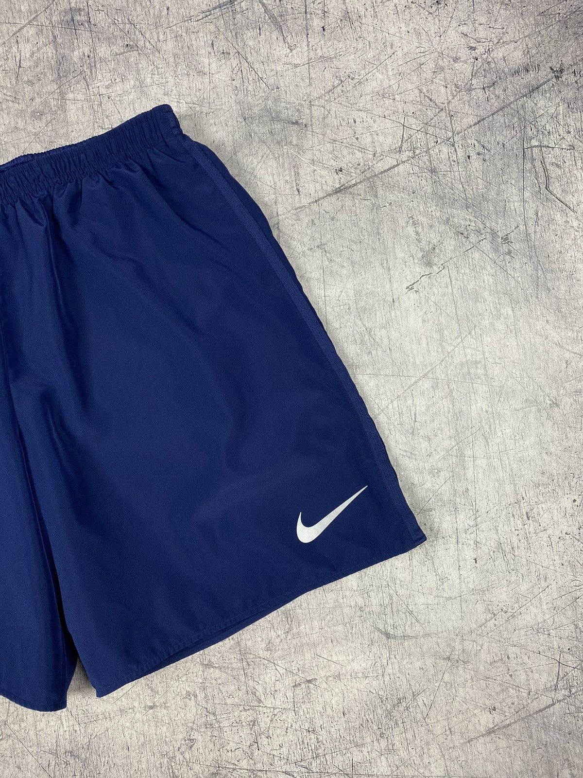 Nike Nike Dri Fit Shirts Size US 31 - 3 Thumbnail