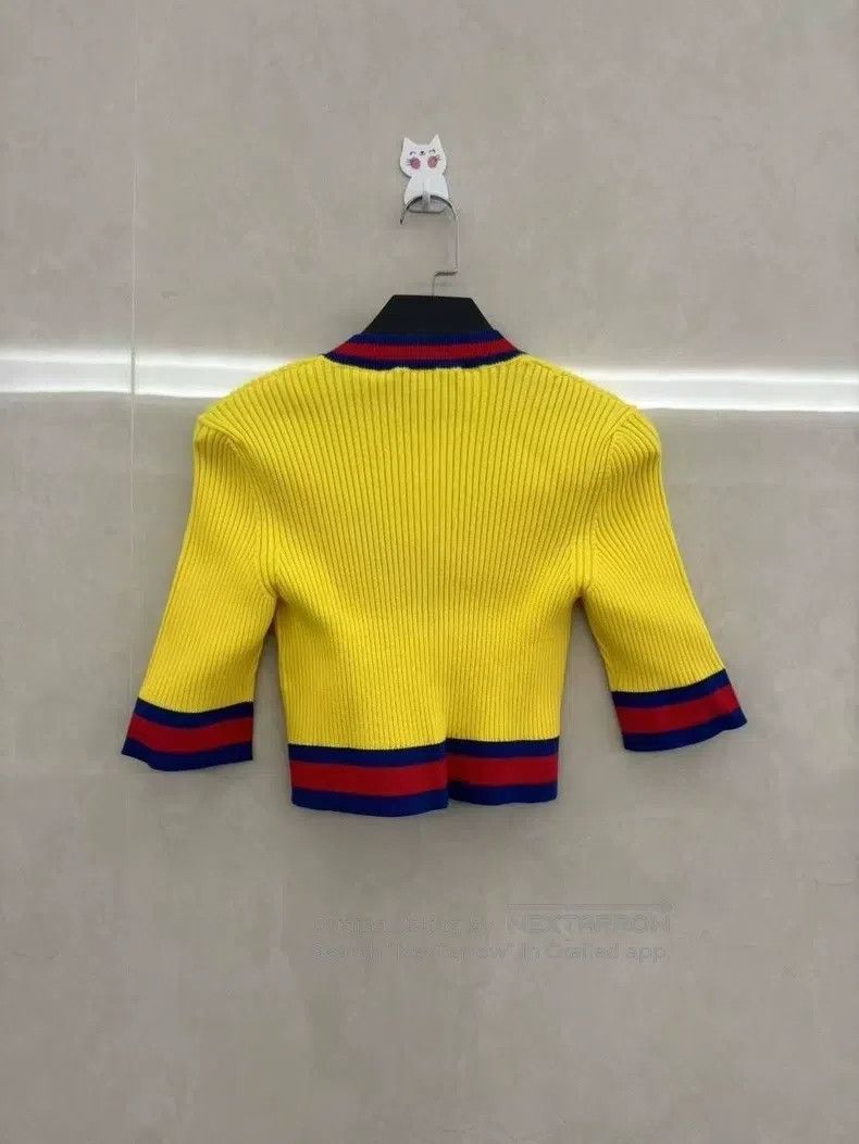 Other Gucci V-neck short short-sleeved sweater Size M / US 6-8 / IT 42-44 - 2 Thumbnail