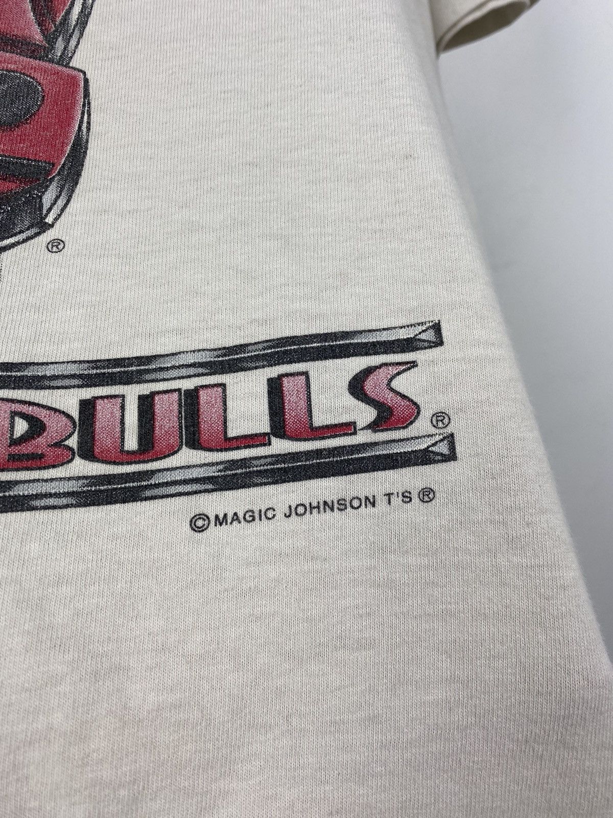 NBA Vintage Chicago Bulls T Shirt Magic Johnson Tee Lakers Suns Size US L / EU 52-54 / 3 - 4 Thumbnail