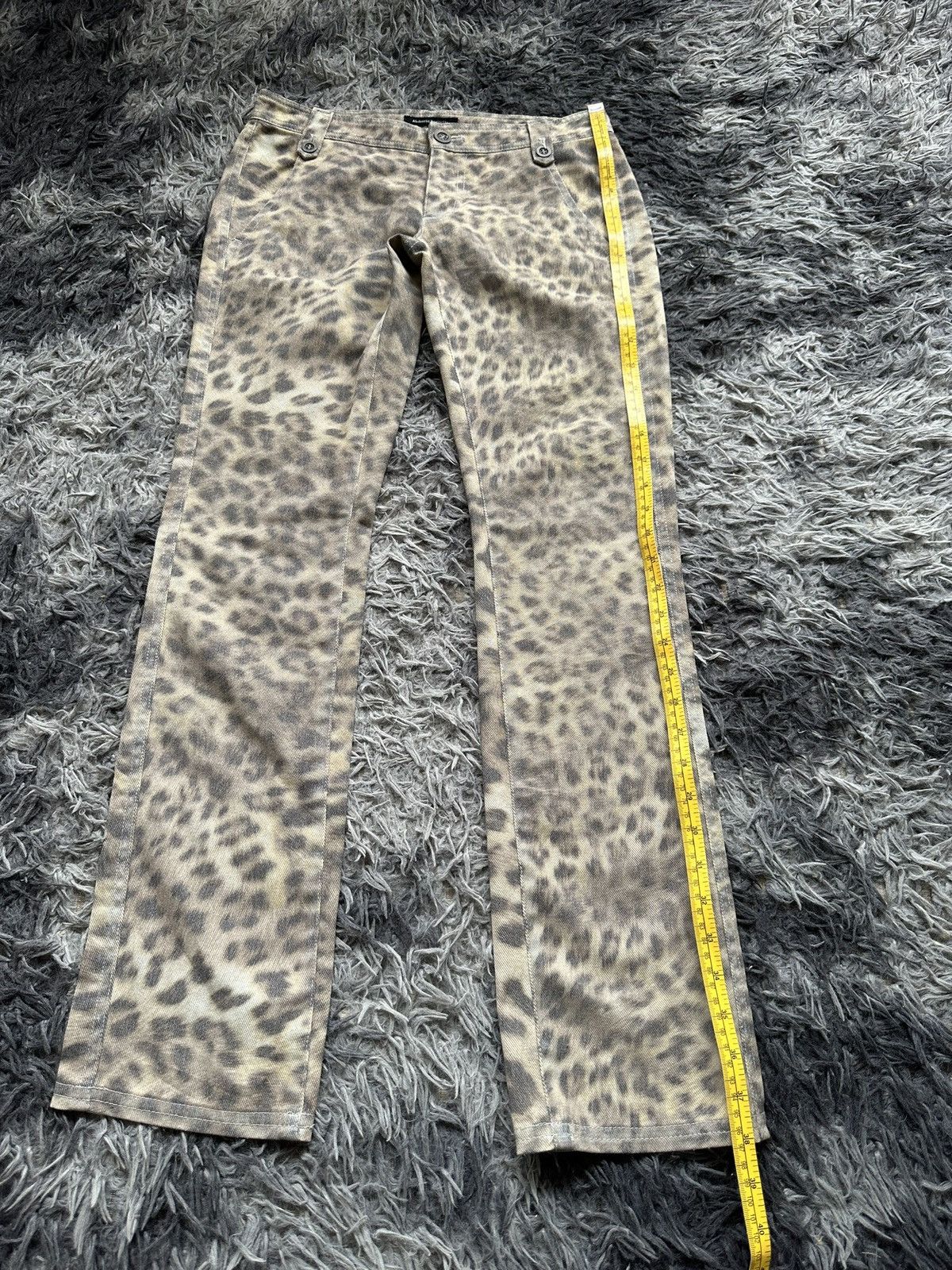 5351 POUR LES HOMMES 00's Abahouse Devinette leopard overprinted pant Size US 29 - 17 Thumbnail