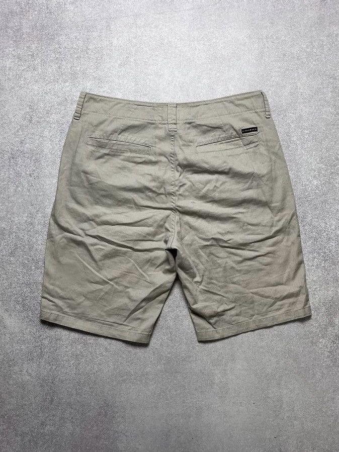 Oakley Vintage Oakley Cargo Baggy Shorts Jorts 33 Size US 33 - 2 Thumbnail