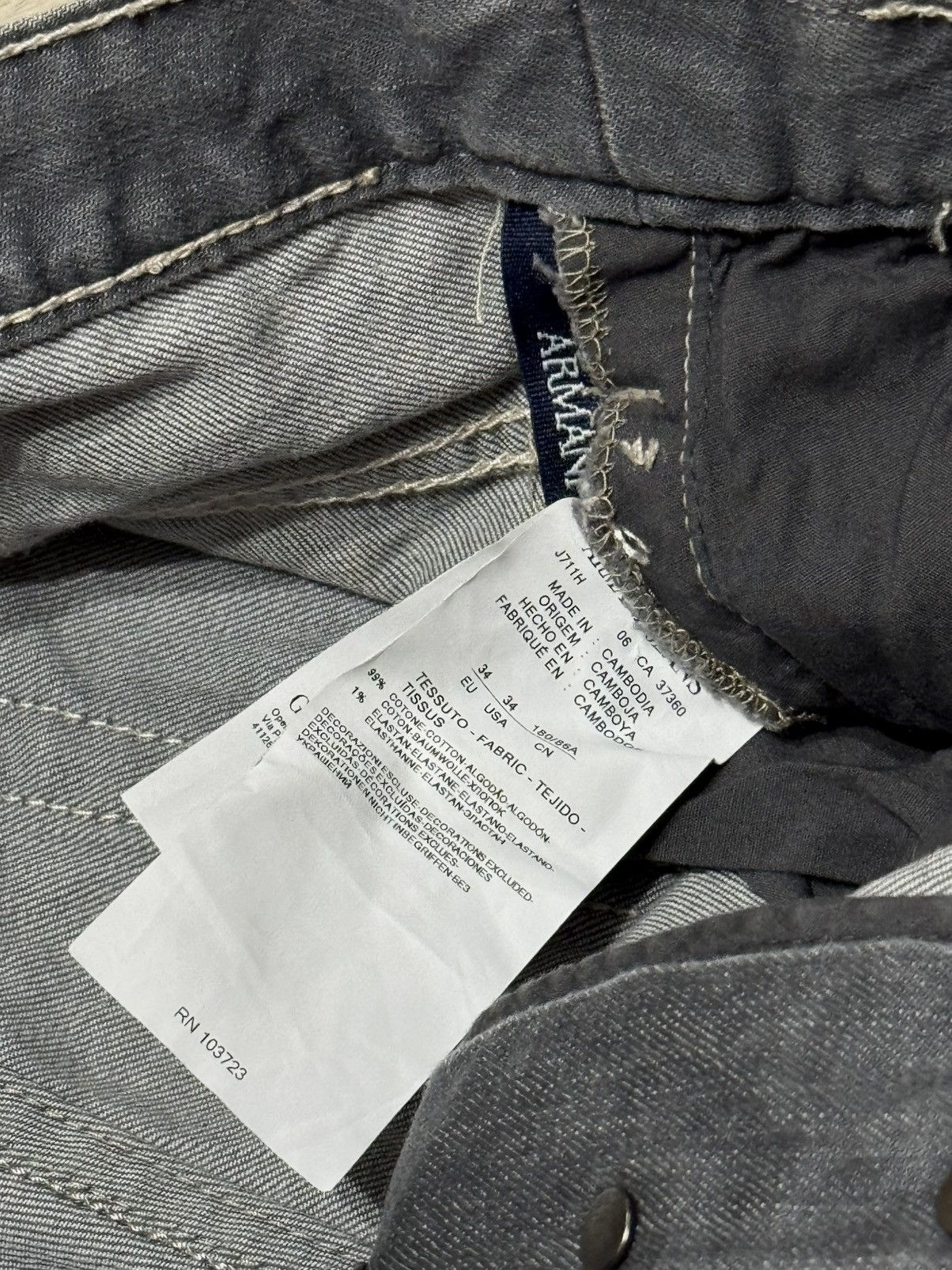 Giorgio Armani 🔷Vintage Giorgio Armani Jeans🔷 Size US 34 / EU 50 - 8 Thumbnail