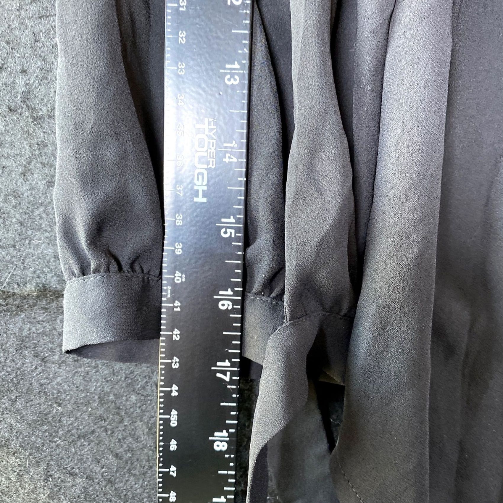 Express Express Blouse Gray Long Sleeve Boat Neck S Womens Size S / US 4 / IT 40 - 6 Thumbnail