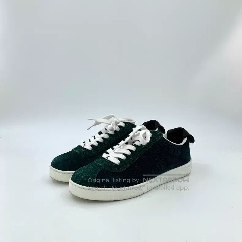 Chanel Chanel Dark green suede lace-on casual flat board shoes Size US 5.5 / IT 35.5 - 1 Thumbnail