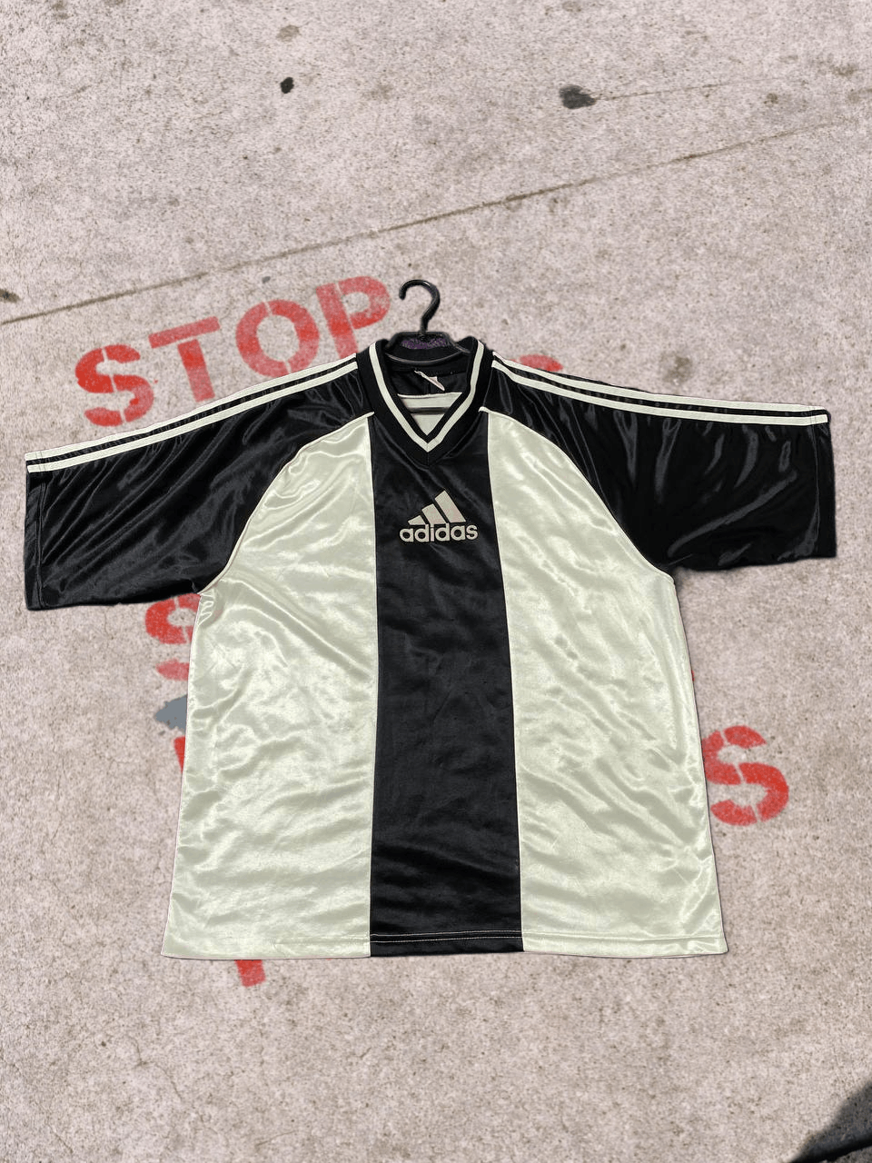 Adidas Vintage 00s Retro Rare Adidas Streetwear Tee Shirt Size US XL / EU 56 / 4 - 1 Thumbnail