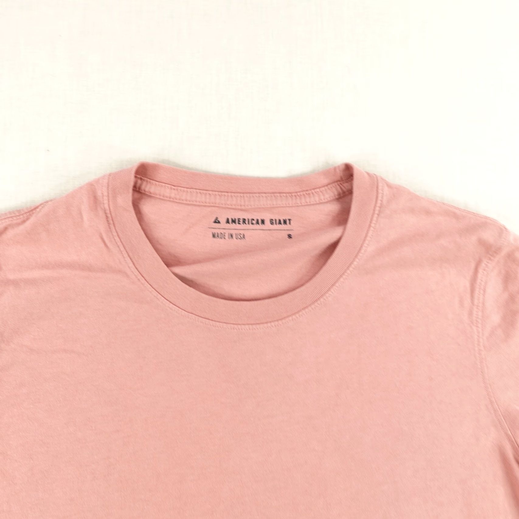 Vintage VINTAGE American Giant T-Shirt Men Small Pink Short Sleeve Crew Neck Cotton Tee USA Outdoor 90s Mens Size US S / EU 44-46 / 1 - 2 Thumbnail
