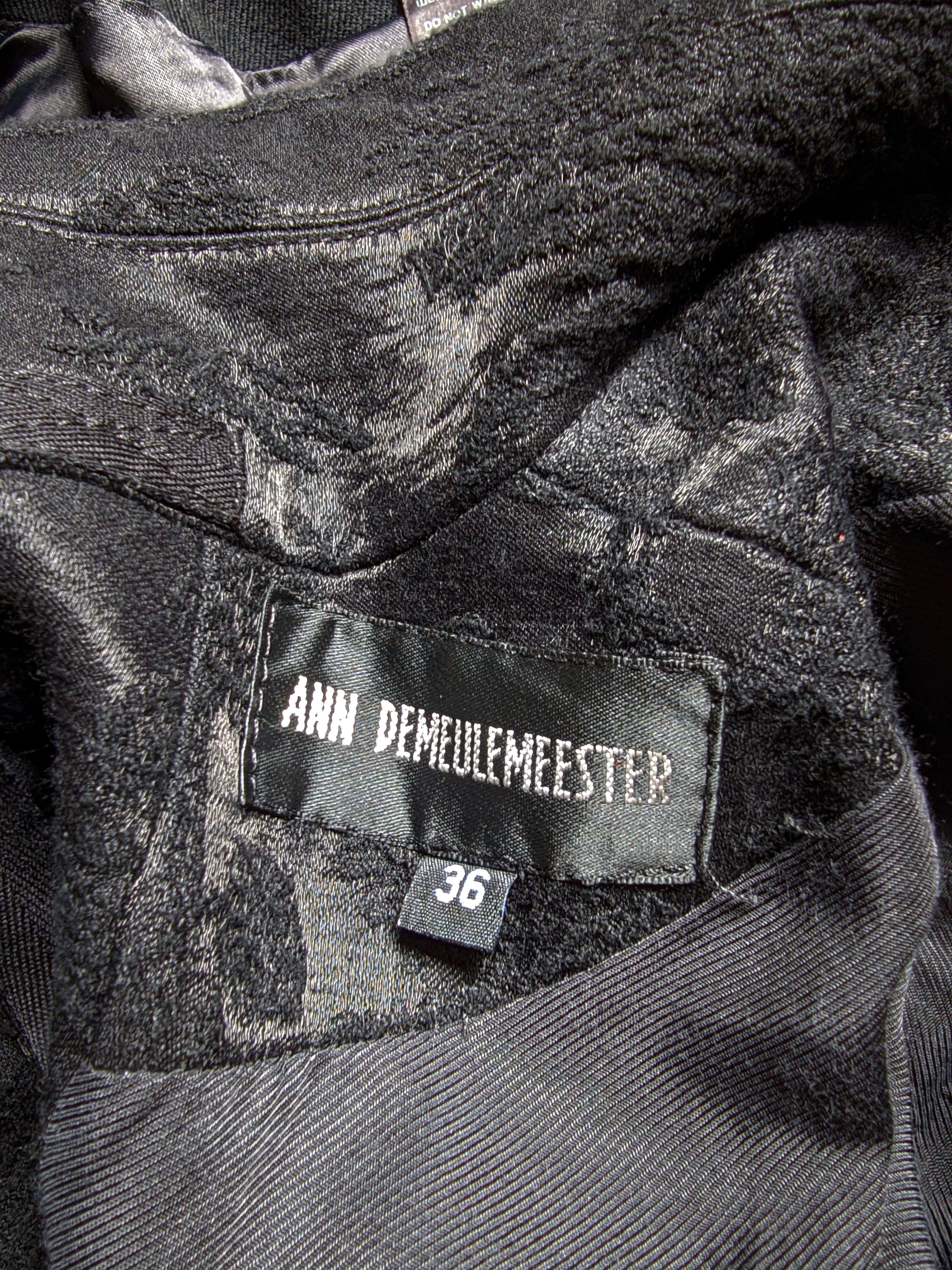 Ann Demeulemeester Ann Demeulemeester embroidery coat Size S / US 4 / IT 40 - 8 Thumbnail