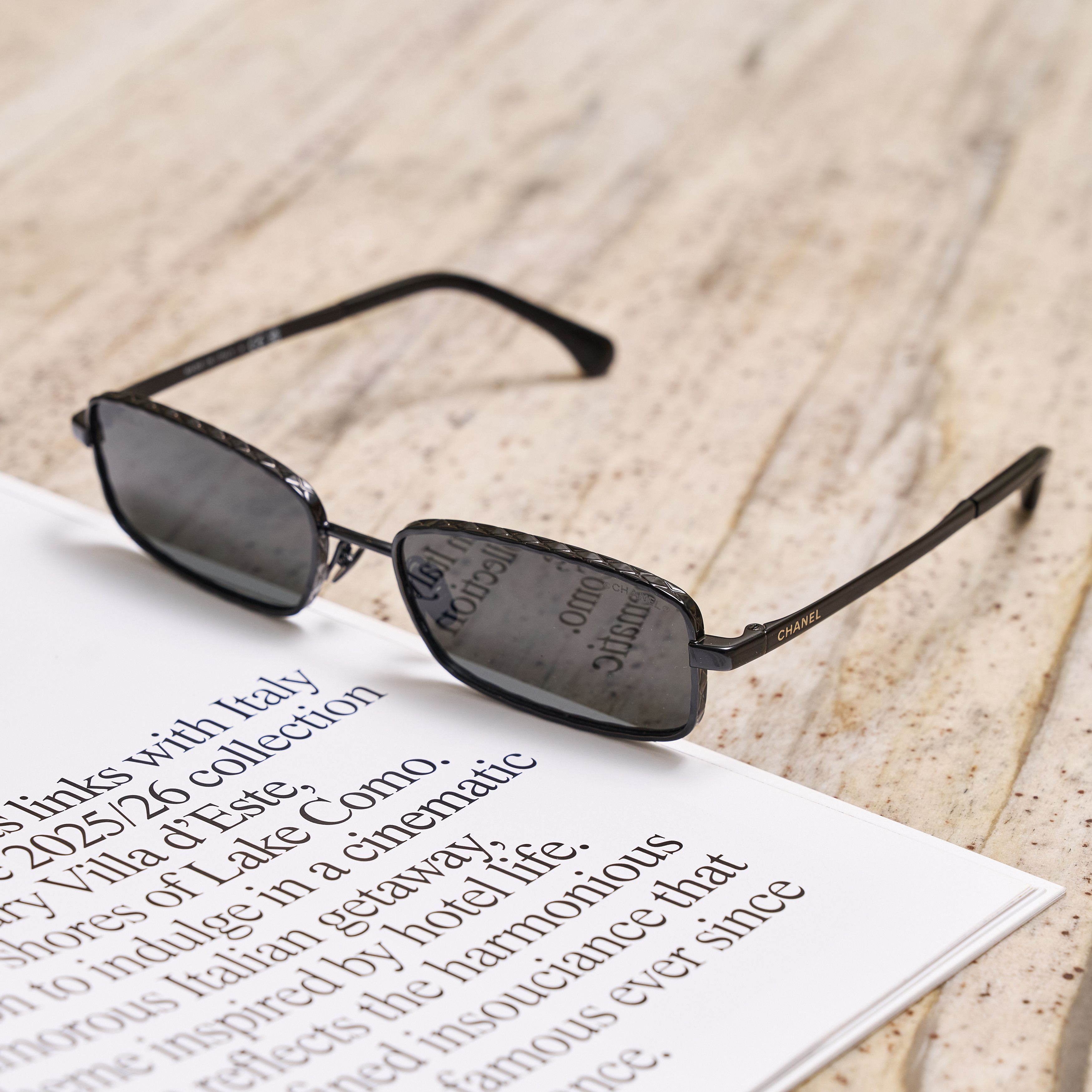 Chanel CHANEL SUNGLASSES 4295 C101S4 Size ONE SIZE - 1 Thumbnail