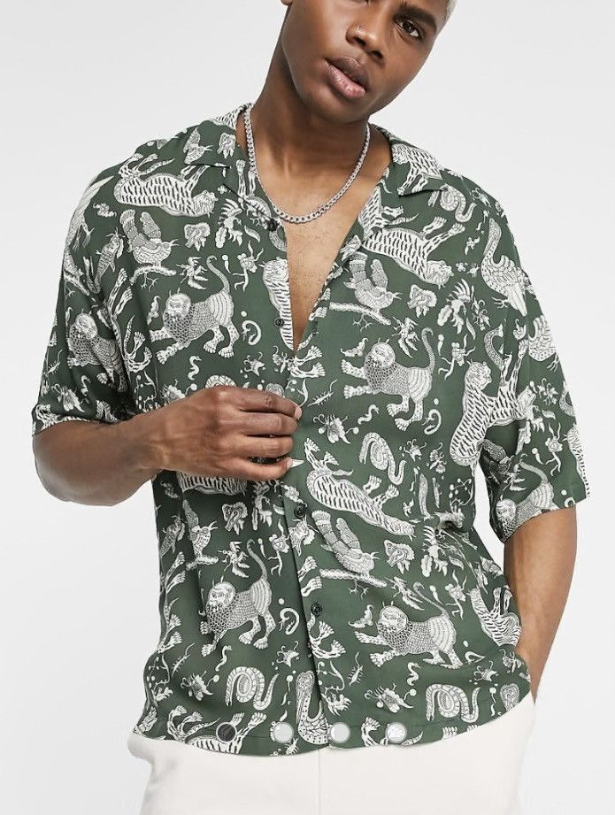 Designer × Pull & Bear Pull & Bear Animal Print Viscous se T-Shirt M/L Size Size US M / EU 48-50 / 2 - 2 Thumbnail