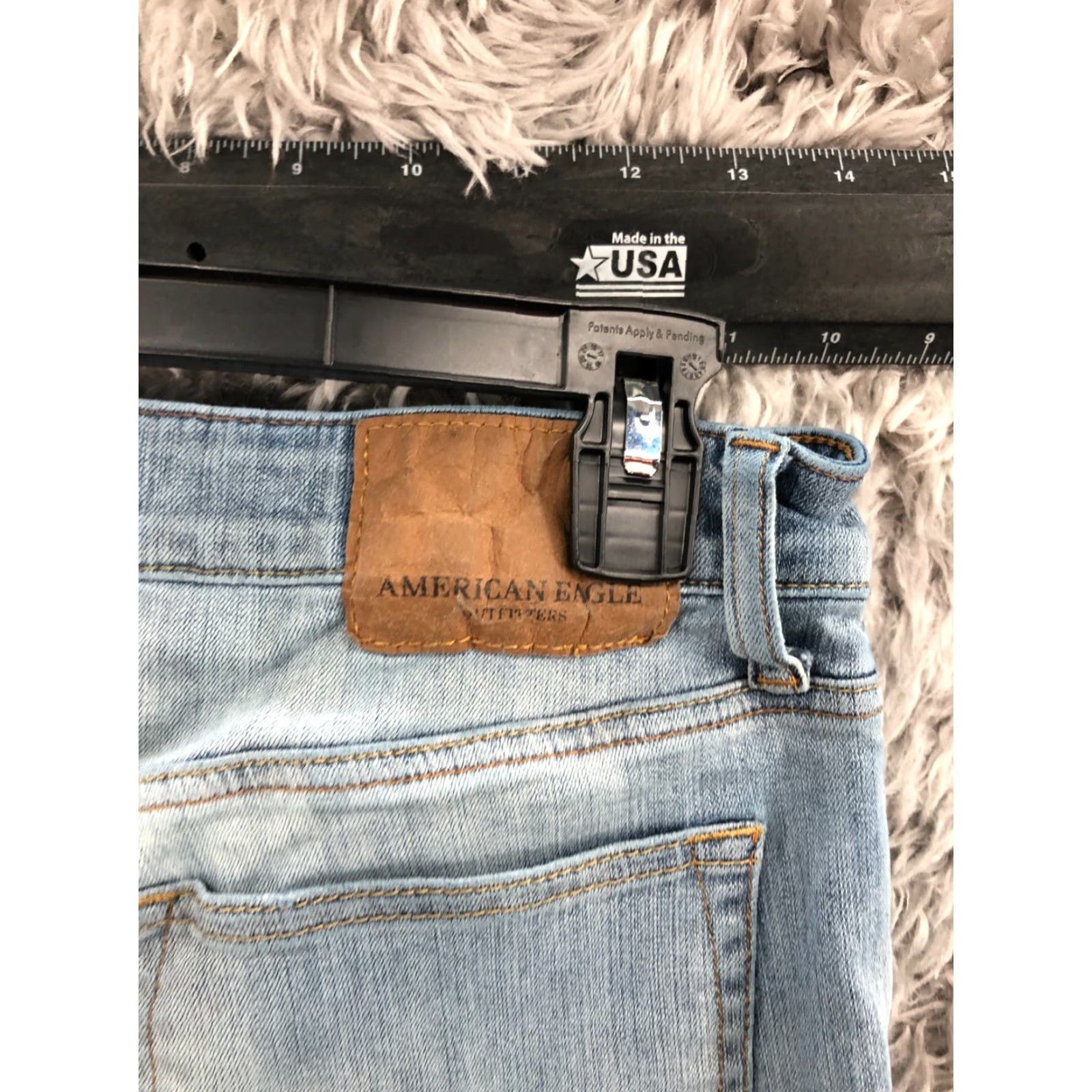 American Eagle Outfitters VINTAGE? No. Size US 31 - 6 Thumbnail
