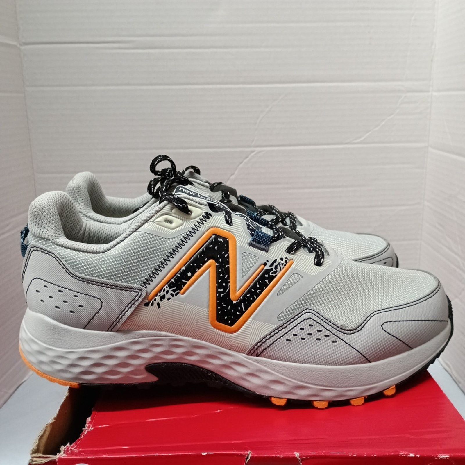 New Balance 410v8 Trail Running Shoes Men Sz 11.5 4E W Grey