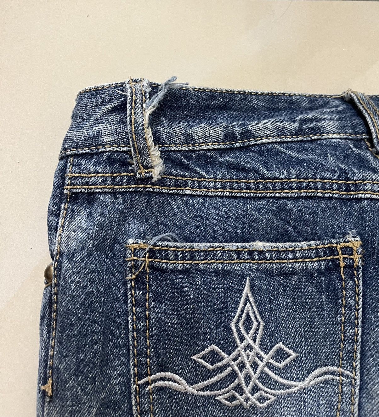 Hysteric Glamour Semantic Design distressed flared silver dust low rise F1 Size US 28 / EU 44 - 16 Thumbnail