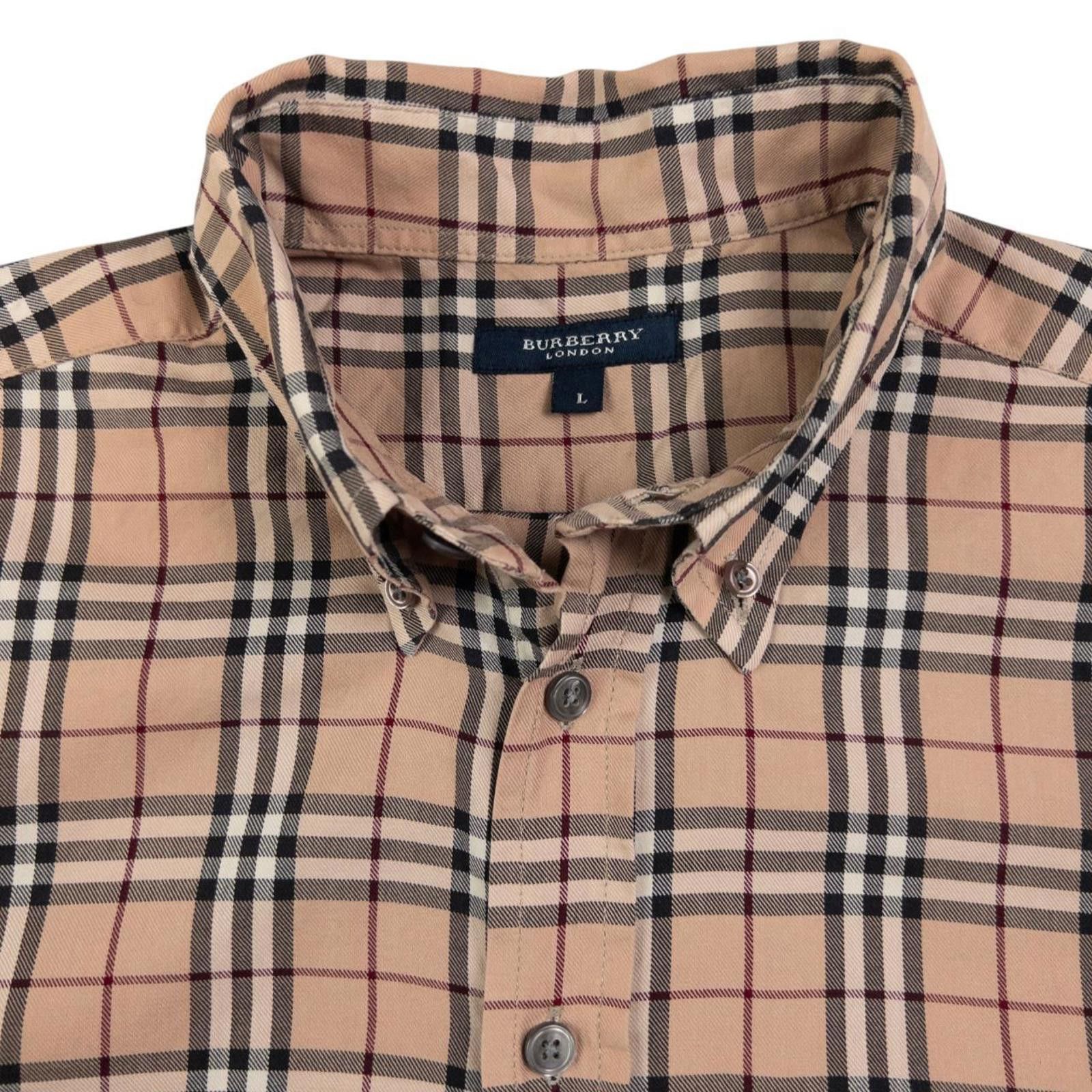 Burberry Vintage Burberry Nova Check Short Sleeve Button Up Shirt L Size US L / EU 52-54 / 3 - 3 Thumbnail
