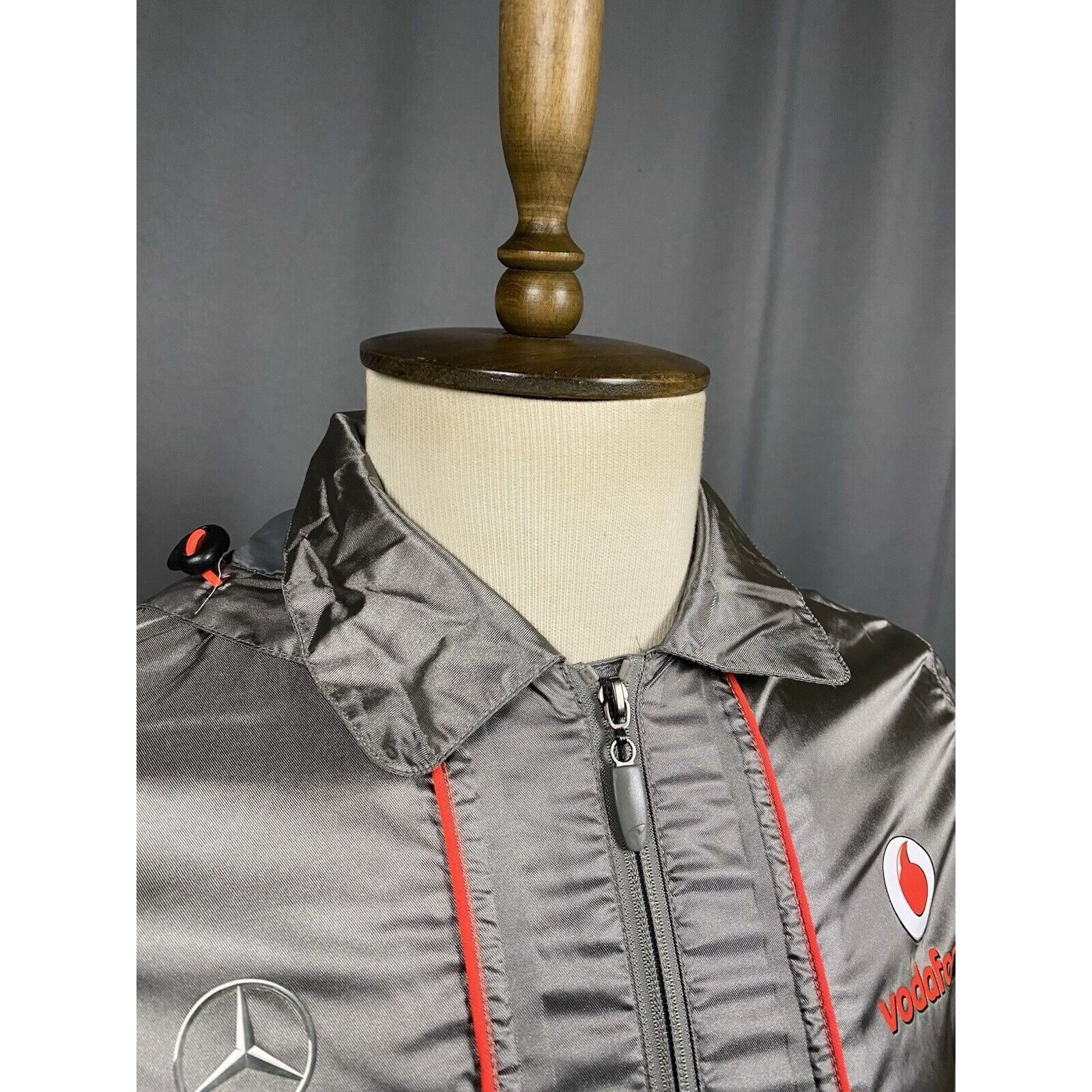Other Vodafone Mclaren Mercedes Men's Gray Windbreaker Jacket Siz Size US S / EU 44-46 / 1 - 6 Thumbnail
