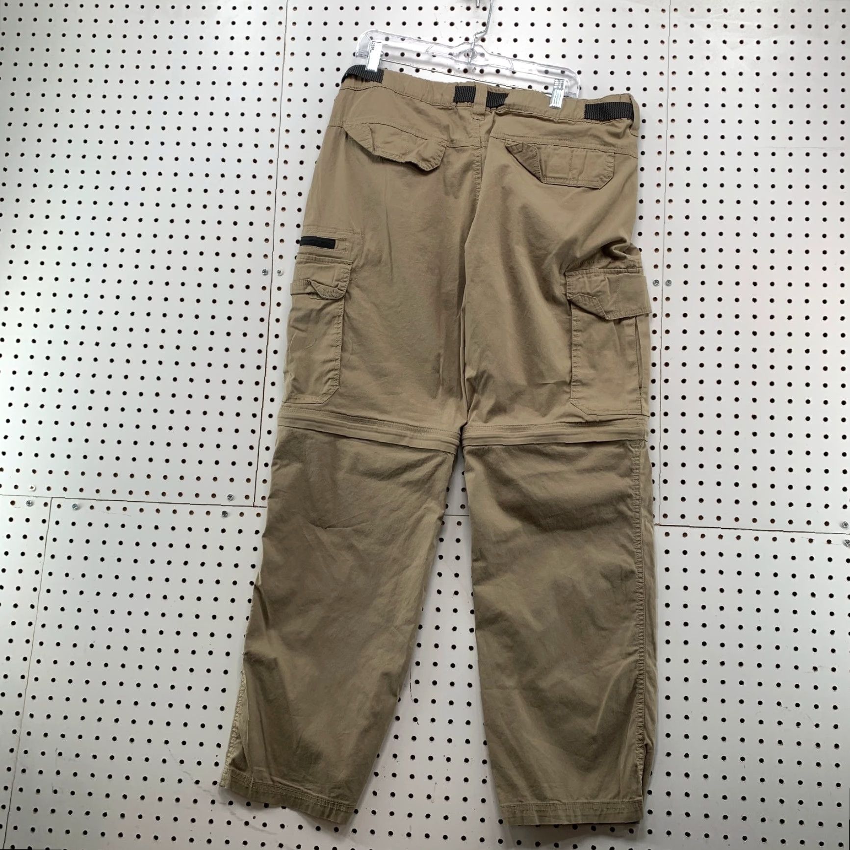 Vintage BC Clothing Convertible Cargo Pants Mens 2XL Khaki Belted Zip Hike Outdoor Skate Cargo Pants Mens 2XL Khaki Belted Zip Convertible Outdoor Skate Size US 39 - 2 Thumbnail
