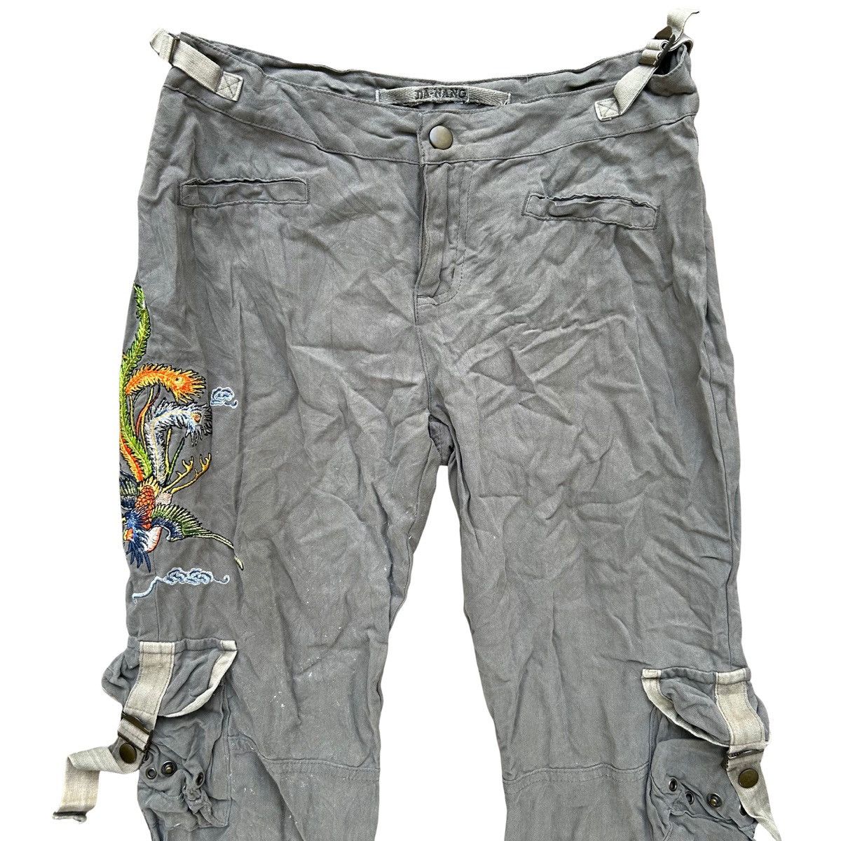 Japanese Brand Vintage Y2K Japanese Da-Nang Embroidered Cargo Pants RARE Size 30" / US 8 / IT 44 - 2 Thumbnail