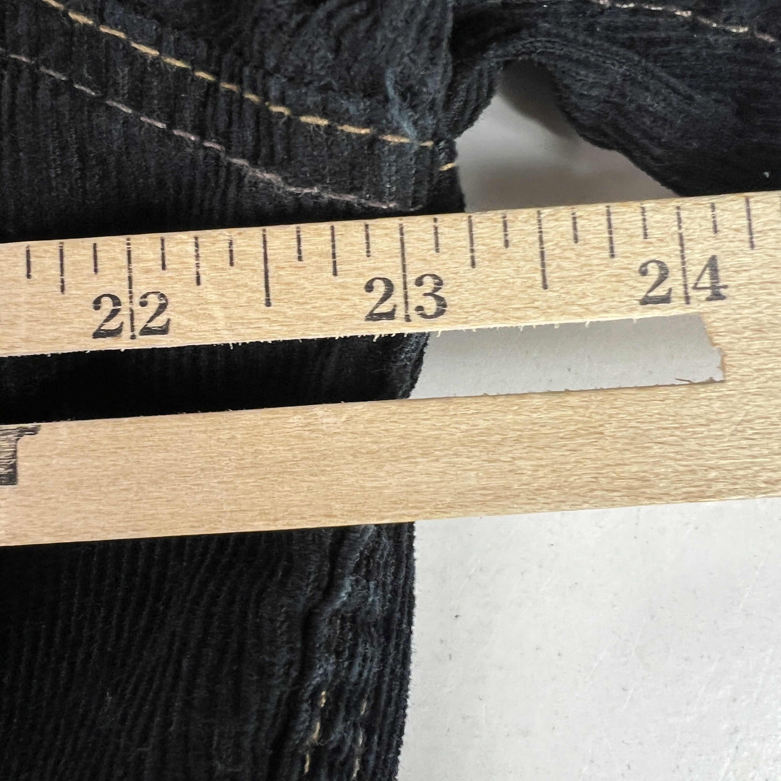 Levi's Y2K Levi's Corduroy Jacket Slim Black Button Up Trucker Size L / US 10 / IT 46 - 16 Thumbnail