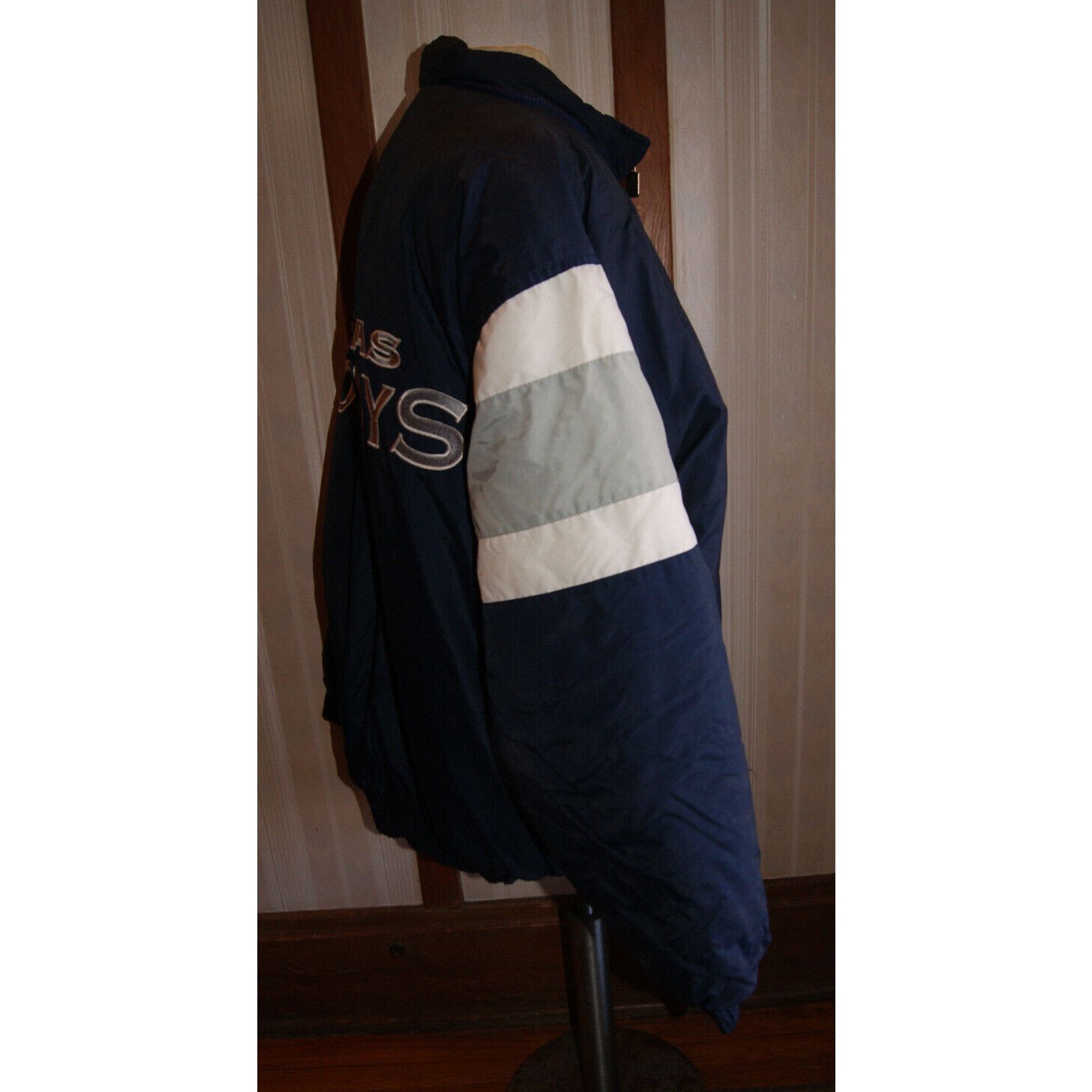 Logo 7 VTG Logo 7 NFL Dallas Cowboys Puffer Jacket NFL Mens 2XLT Size US XXL / EU 58 / 5 - 7 Thumbnail