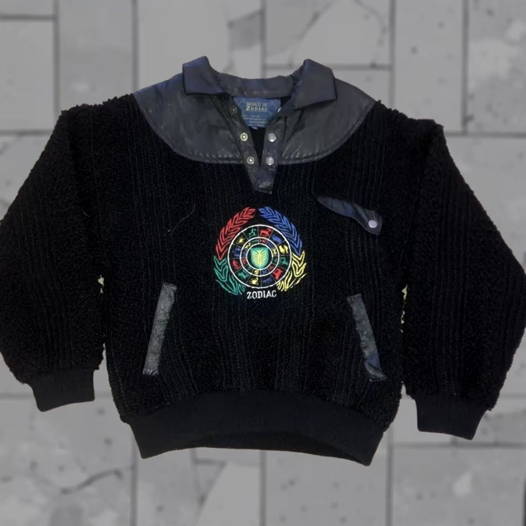 Vintage VINTAGE World Of Zodiac Leather and ACRYLIC Pullover Sweater Mens Size M Black Mens Pullover Sweater Size US M / EU 48-50 / 2 - 1 Thumbnail