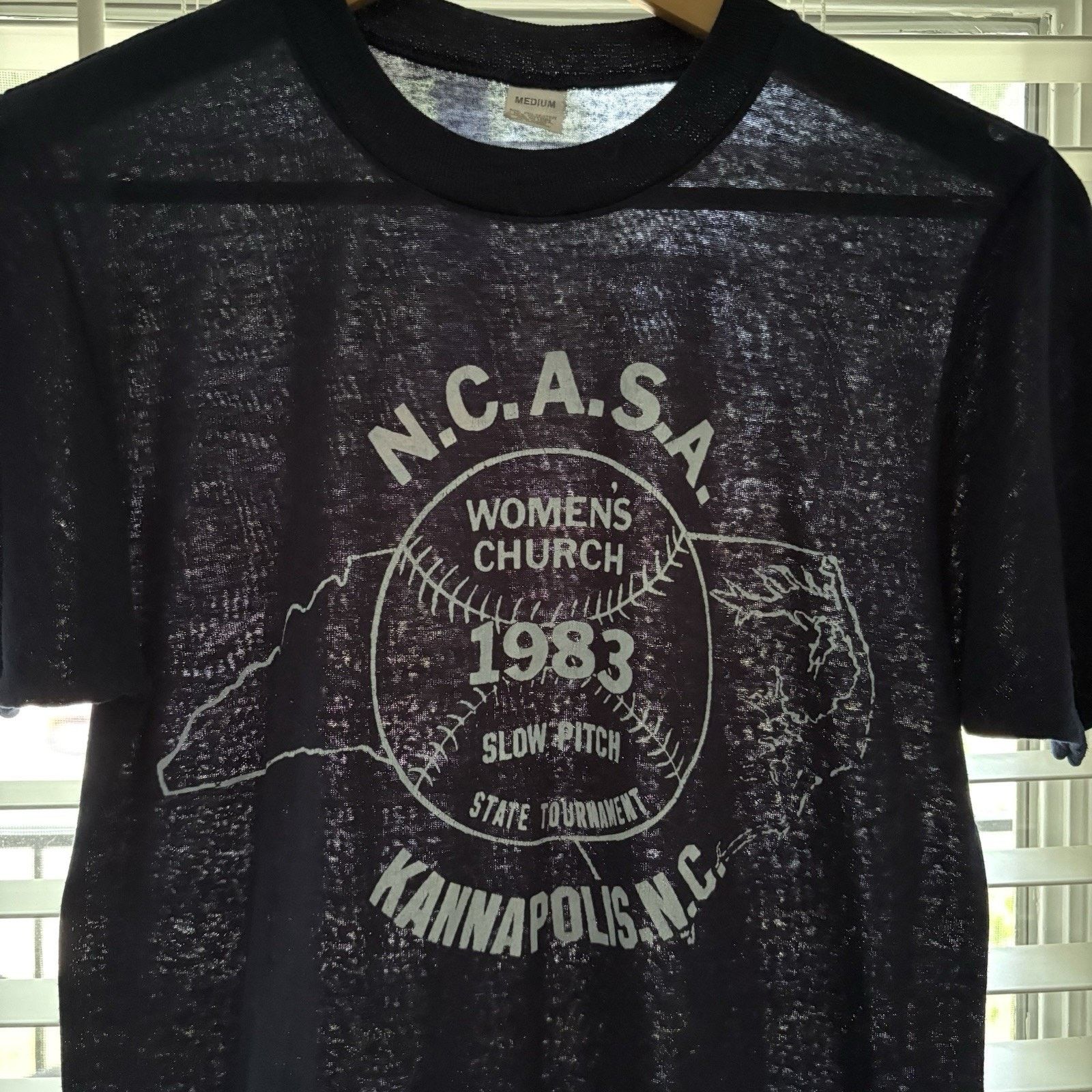 Vintage Vintage 1980s Paper Thin Burnout Navy Blue T-Shirt Size S Size US S / EU 44-46 / 1 - 2 Thumbnail