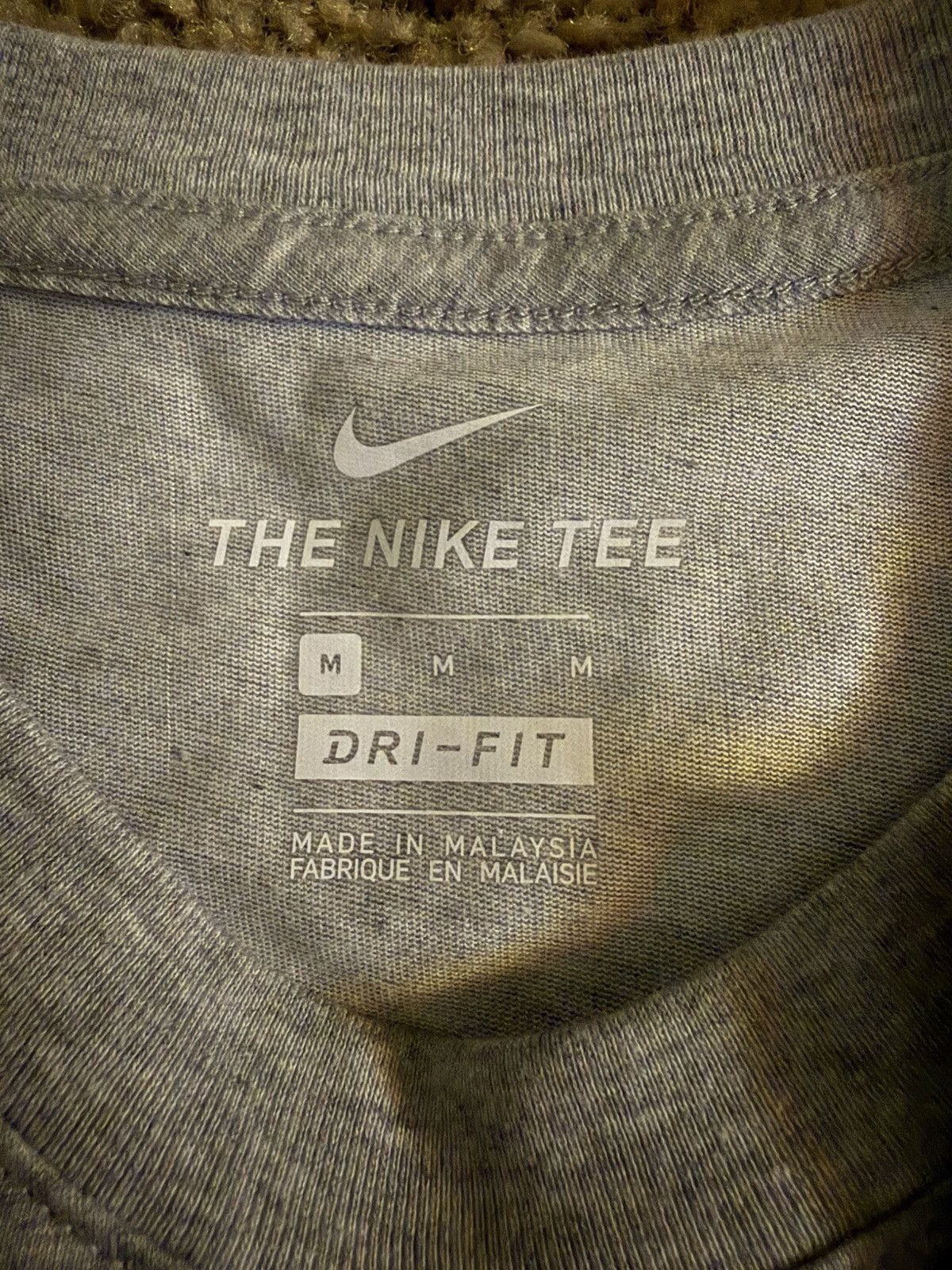 Nike Nike Dri-Fit S/S Shirt Standard Fit NWT AR6029-063 Size US M / EU 48-50 / 2 - 2 Thumbnail