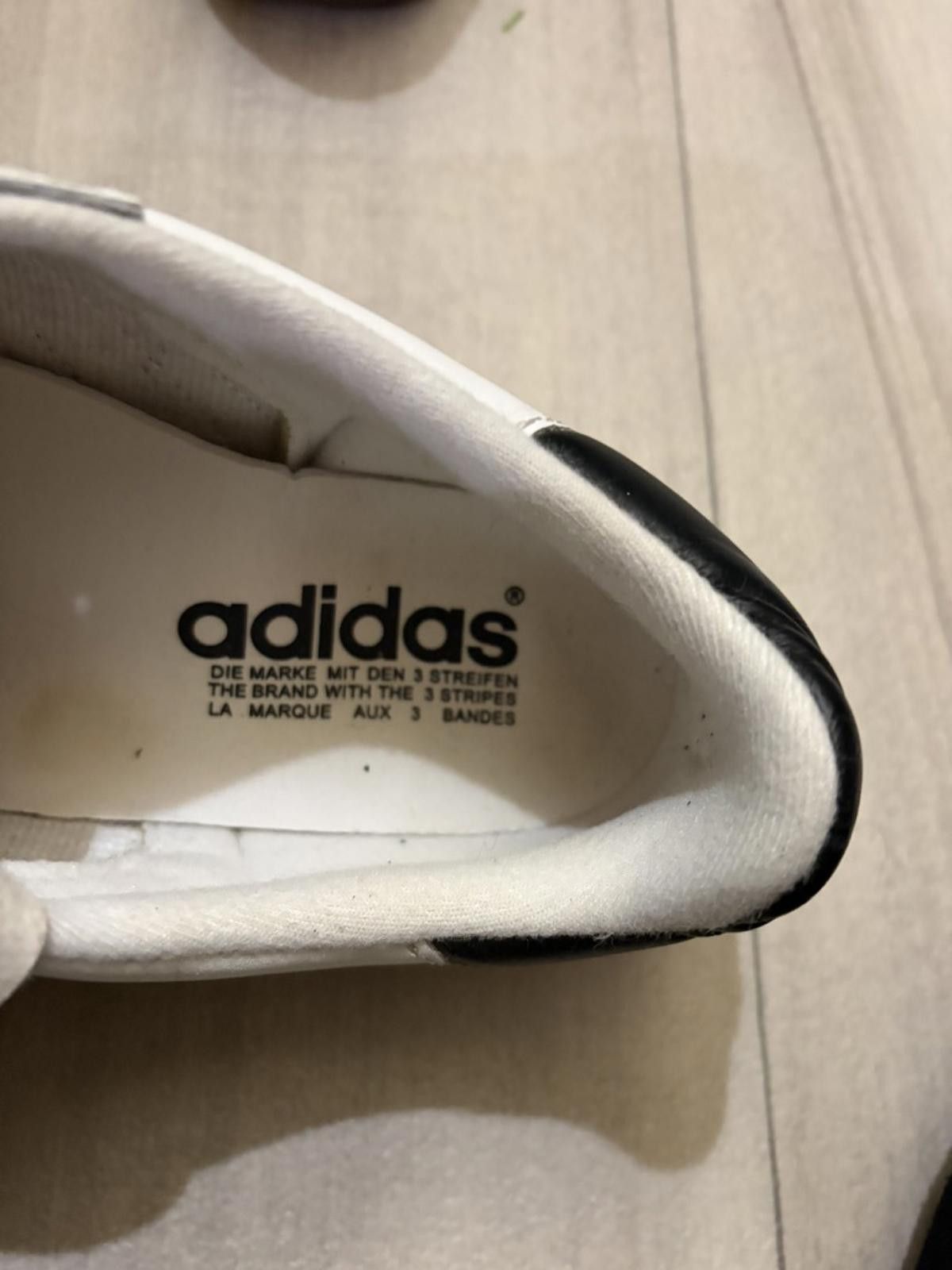 Adidas Adidas Classic Sambas in White EUC Size US 10 / EU 43 - 7 Thumbnail