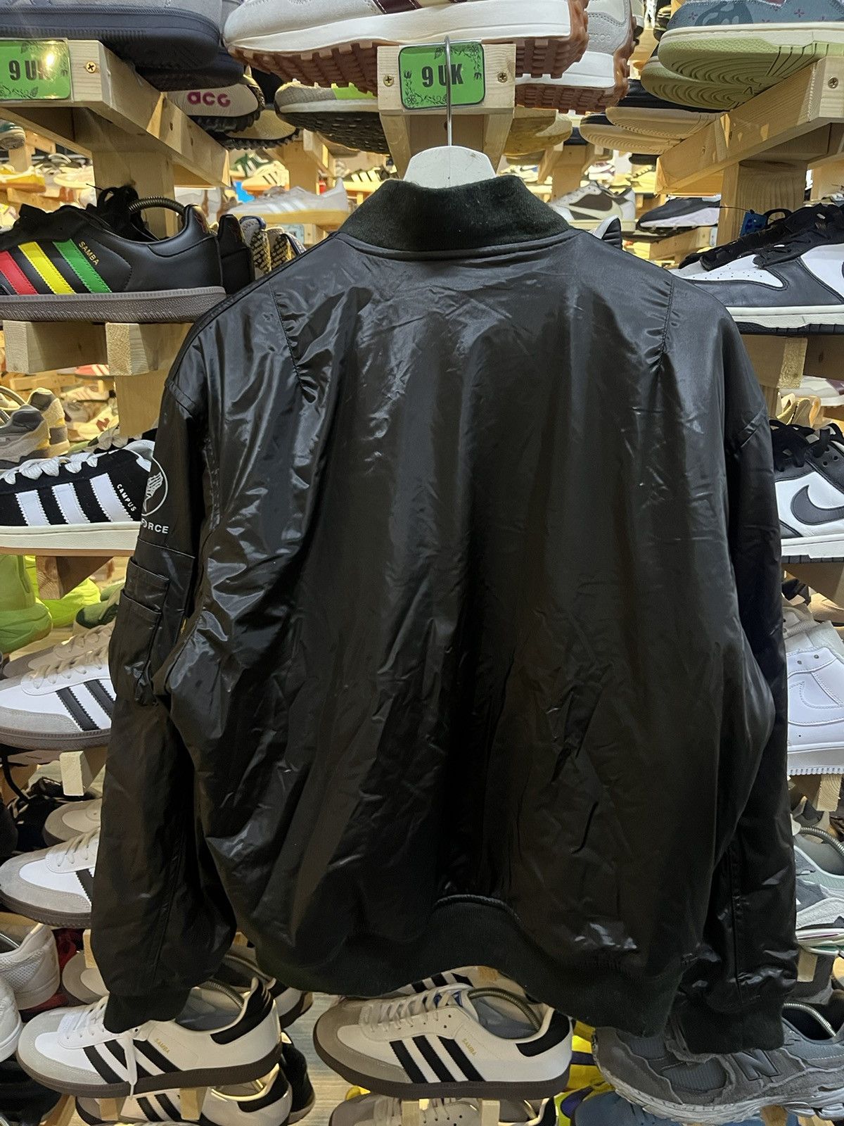 Alpha Industries × Vintage U.S AIR FORCE BOMBER JACKET Size US M / EU 48-50 / 2 - 13 Thumbnail